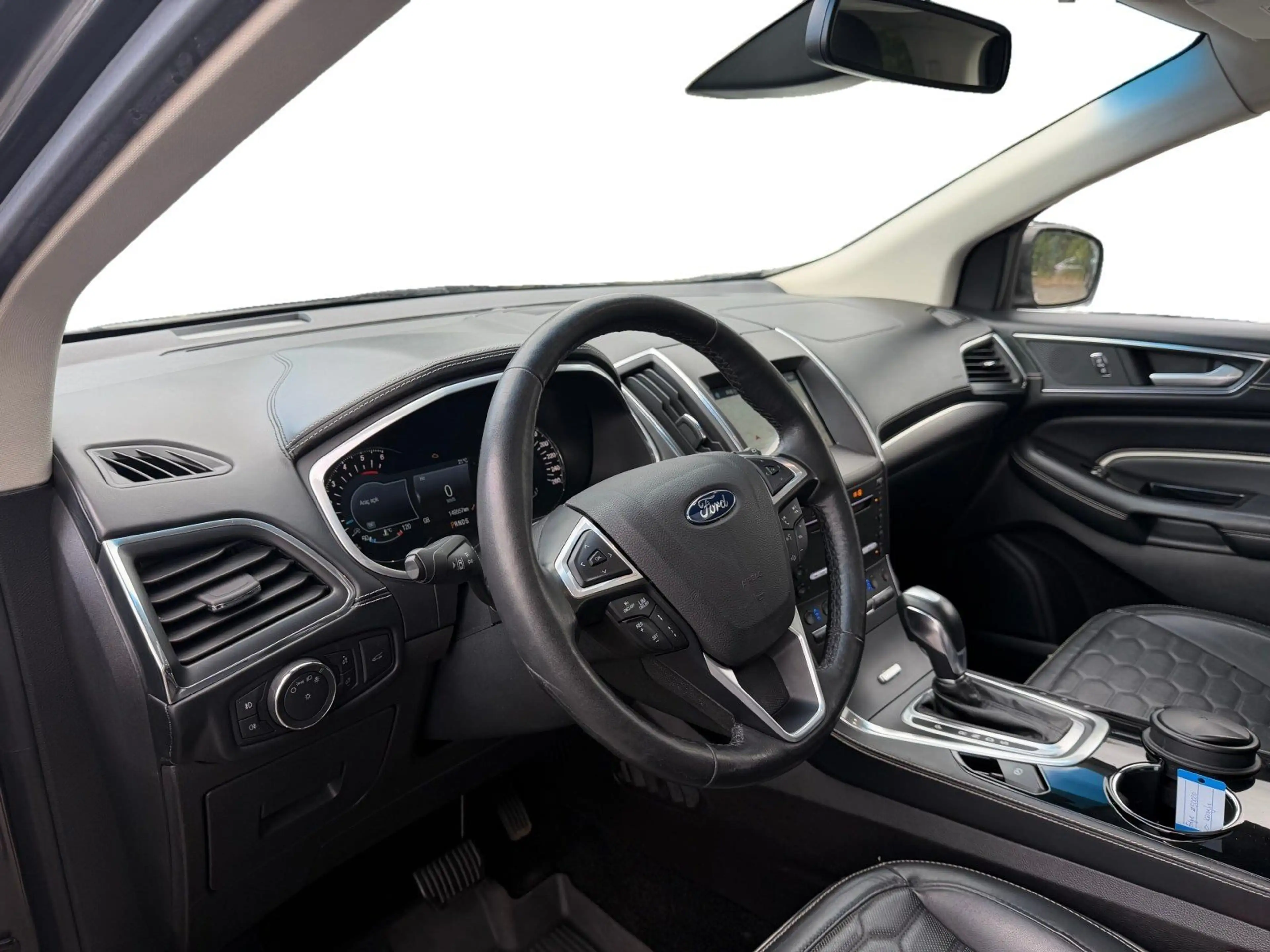 Ford Edge 2.0 TDCi Bi-Turbo Vignale PANO+LEDER+RFK — photo 10