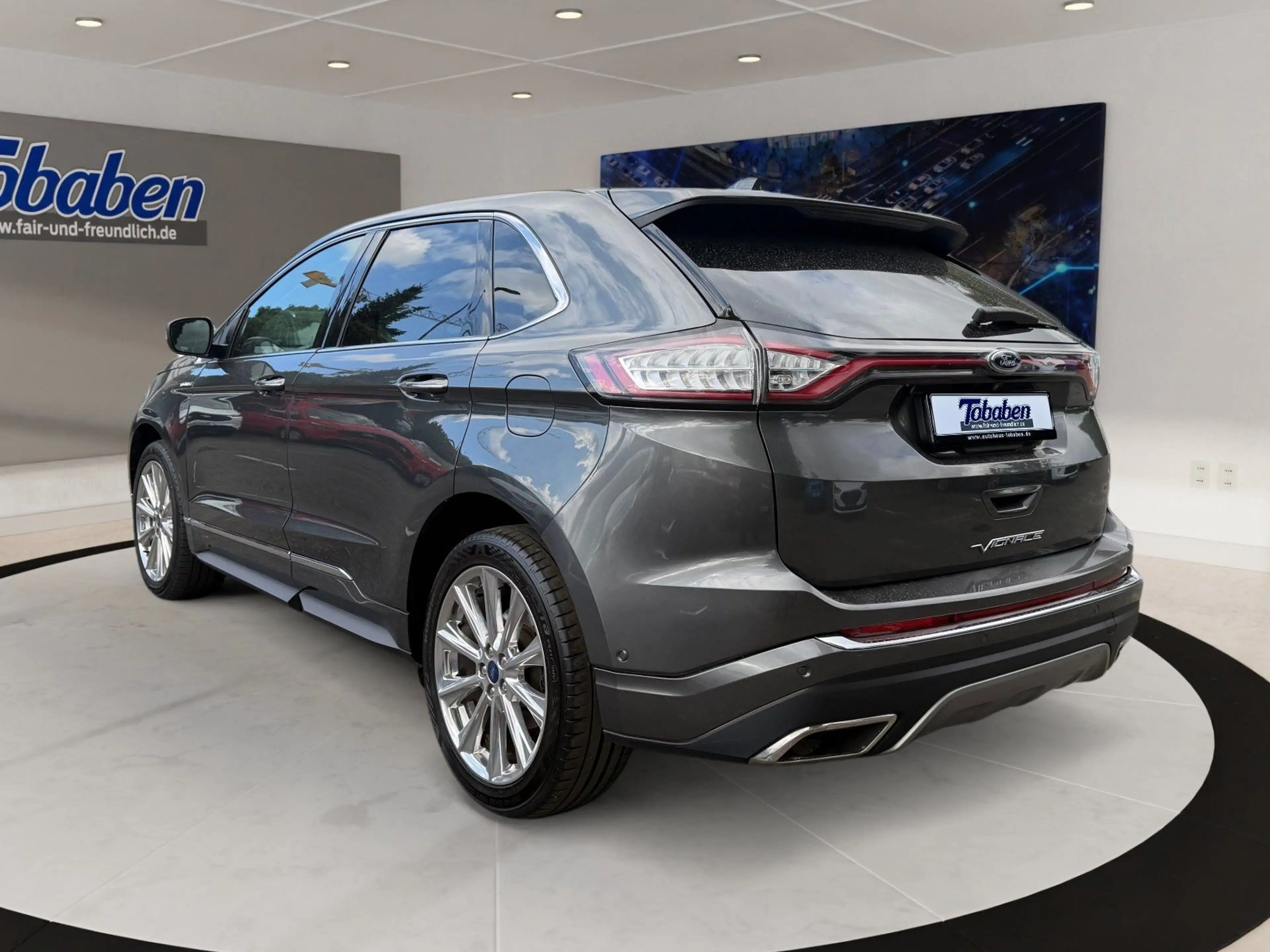 Ford Edge 2.0 TDCi Bi-Turbo Vignale PANO+LEDER+RFK — photo 7