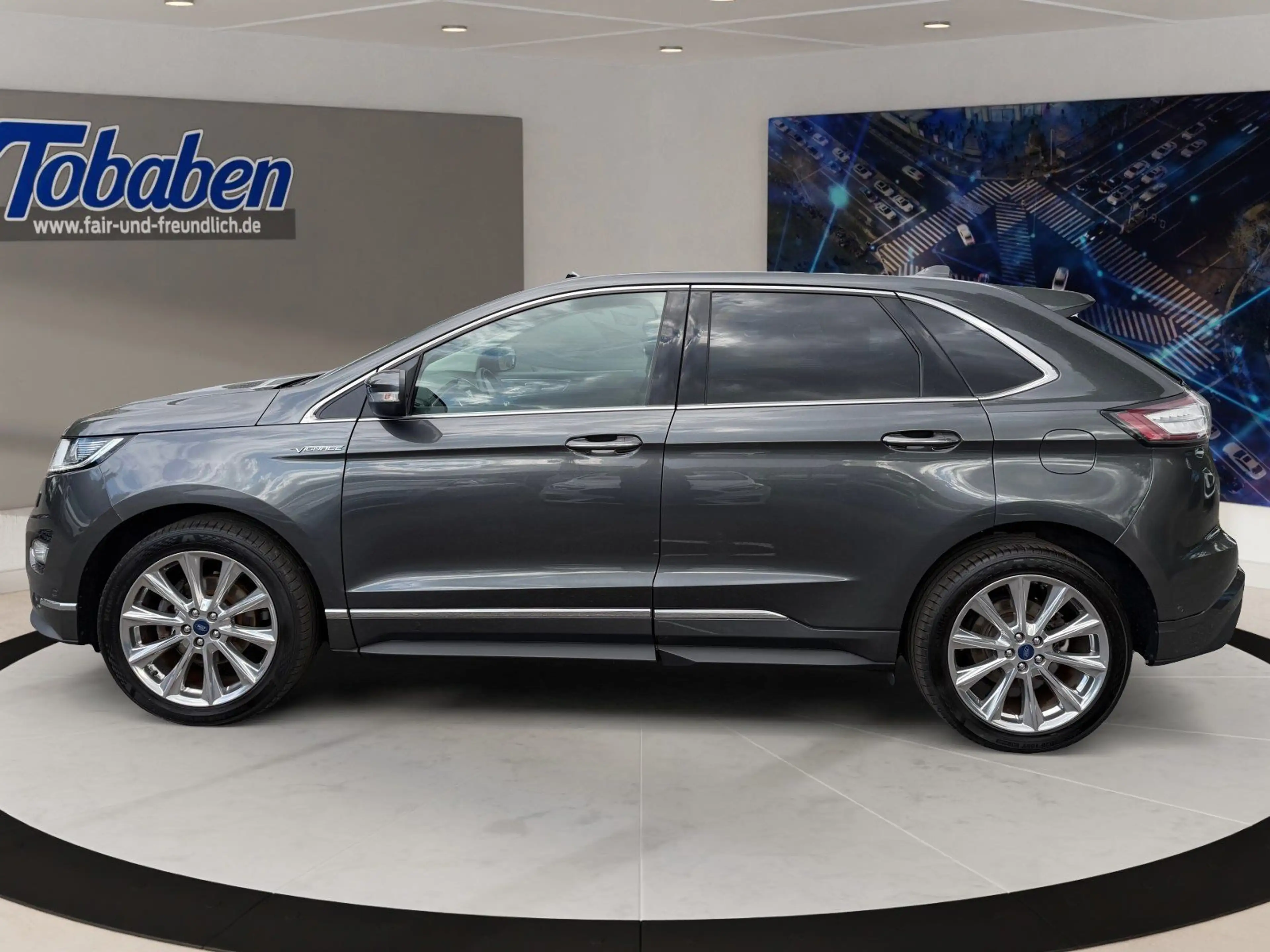 Ford Edge 2.0 TDCi Bi-Turbo Vignale PANO+LEDER+RFK — photo 8