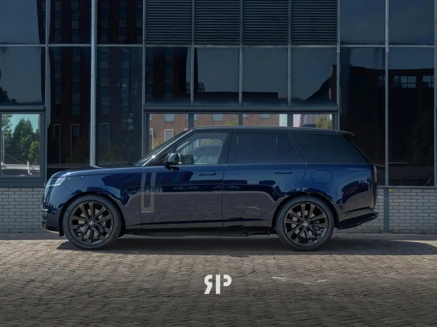 Land Rover Range Rover 3.0 P550e Autobiography Blauw - 2