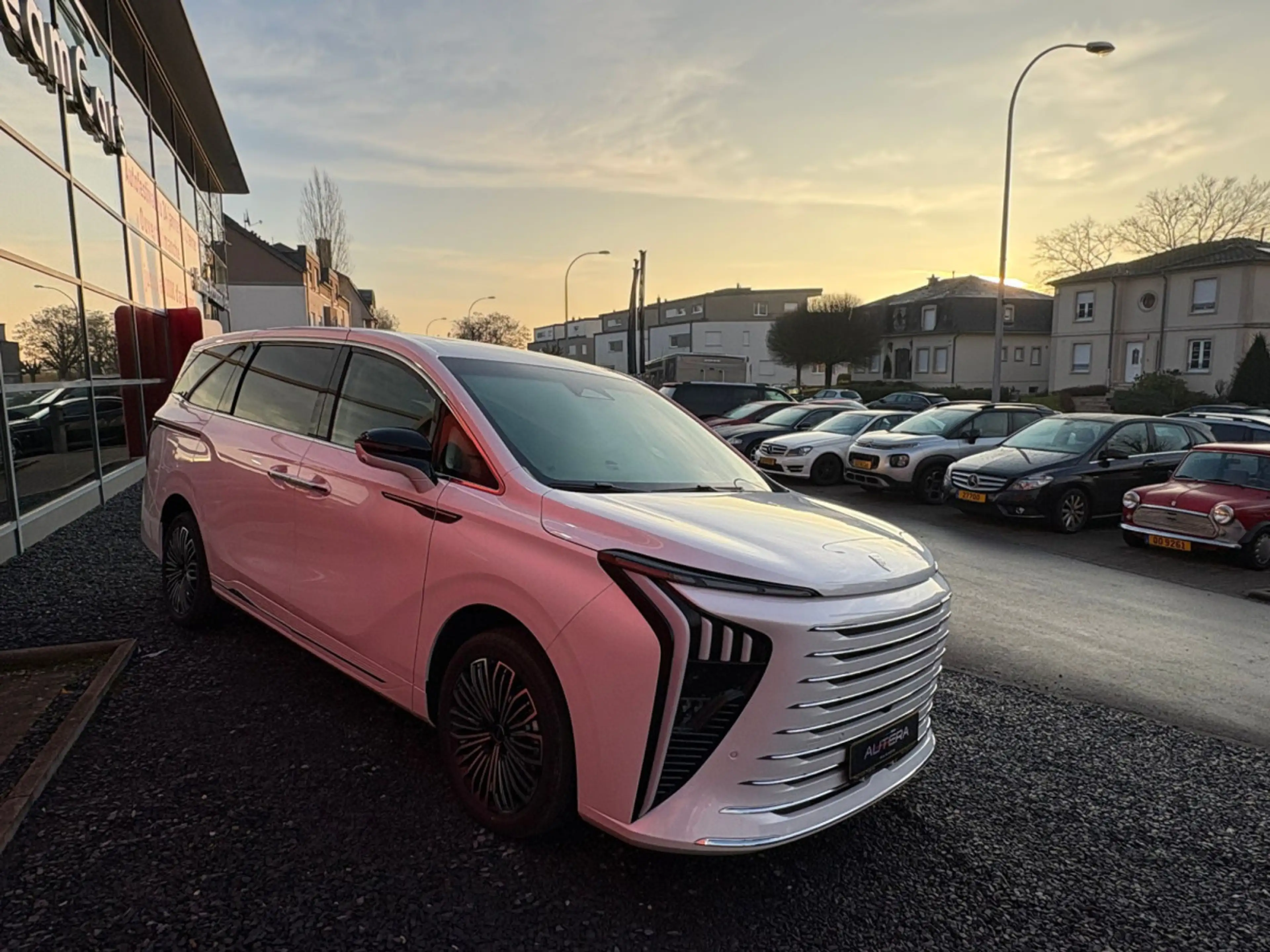 Forthing U-Tour FORTHING 9 PHEV 7 PLACES FULL OPTIONS — photo 6