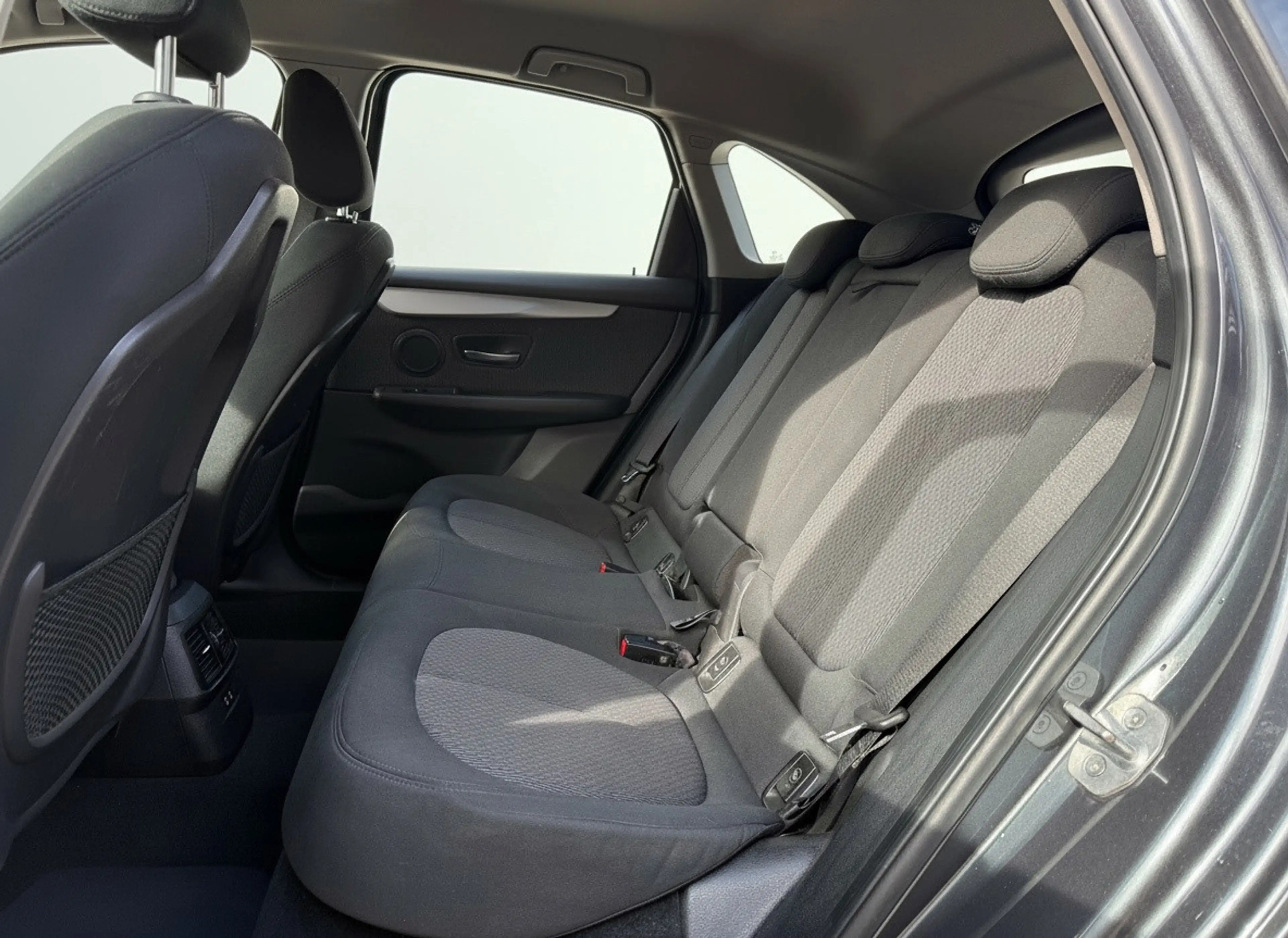 BMW 225 2-serie Active Tourer 225xe iPerformance Executive — photo 12