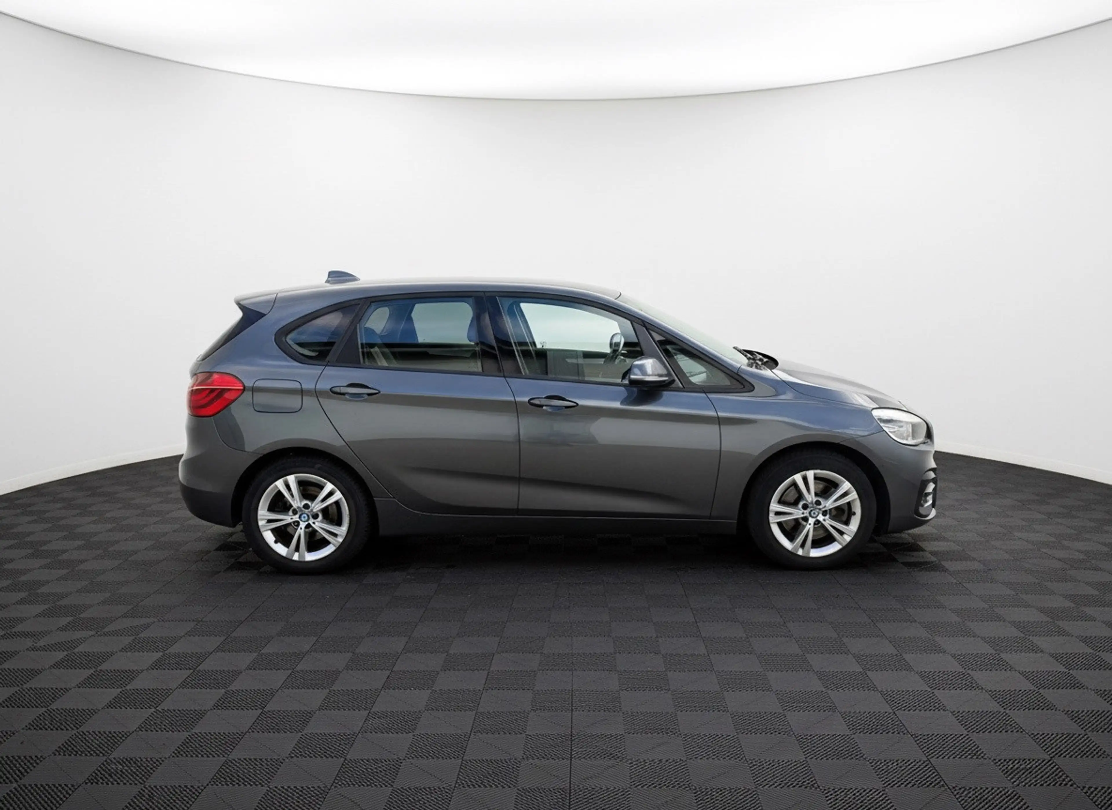 BMW 225 2-serie Active Tourer 225xe iPerformance Executive — photo 5