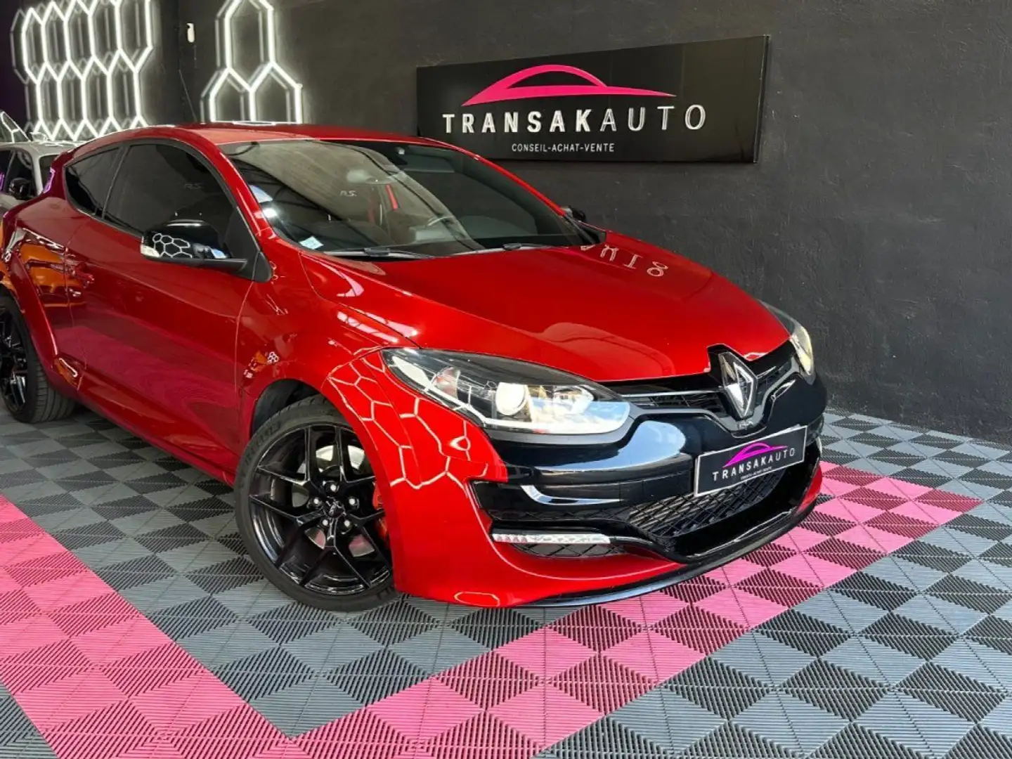 Renault Megane III COUPE RS CUP 2.0L 16V 275 ch SS ~ Clim automatique ~ Bluetooth ~ Régulateur ~ Radars AR Rouge - 1