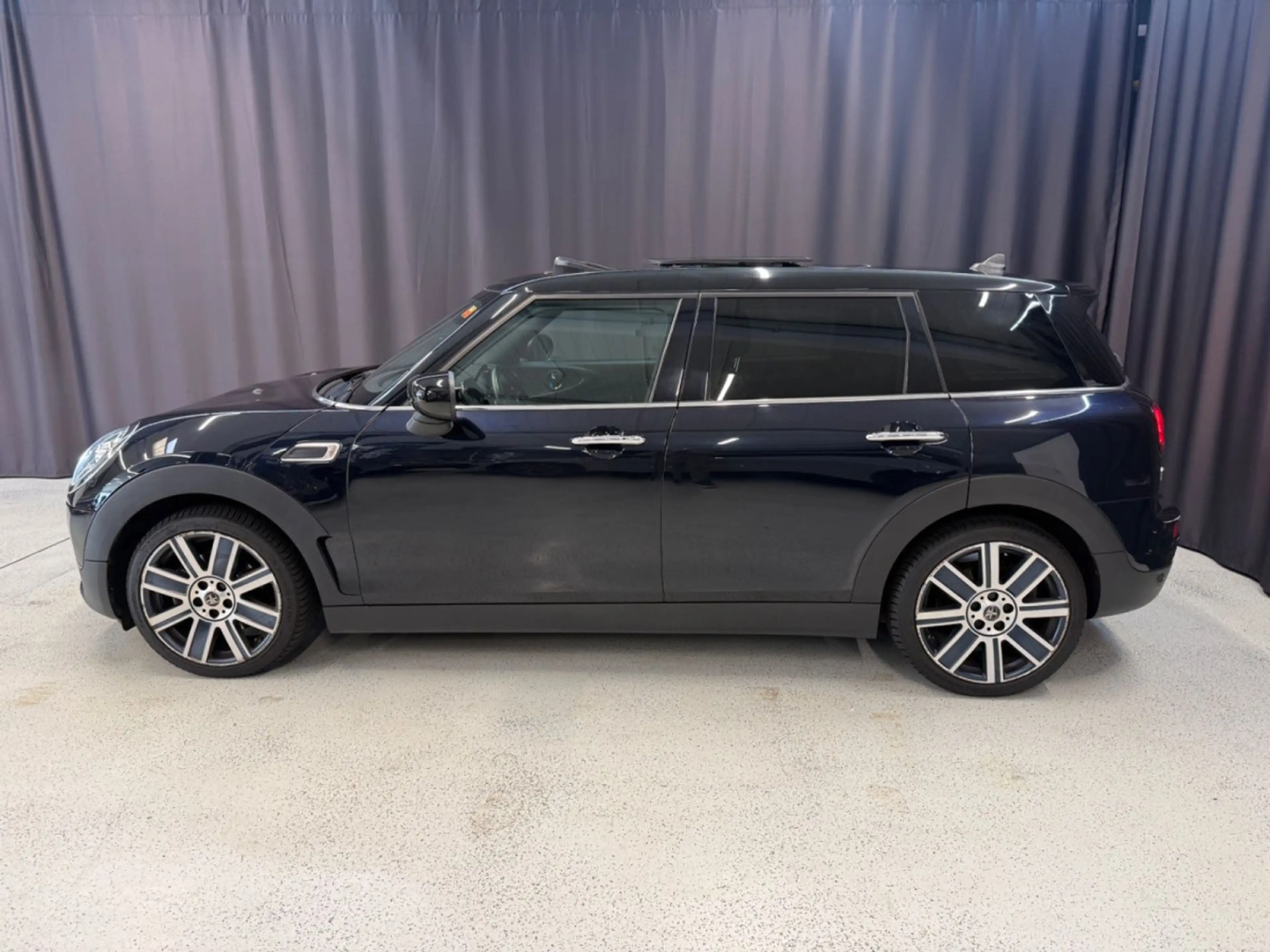 MINI Cooper D Clubman Cooper D Clubman*150PS*PANO*LED*AUTO*AMBIENTE — photo 3
