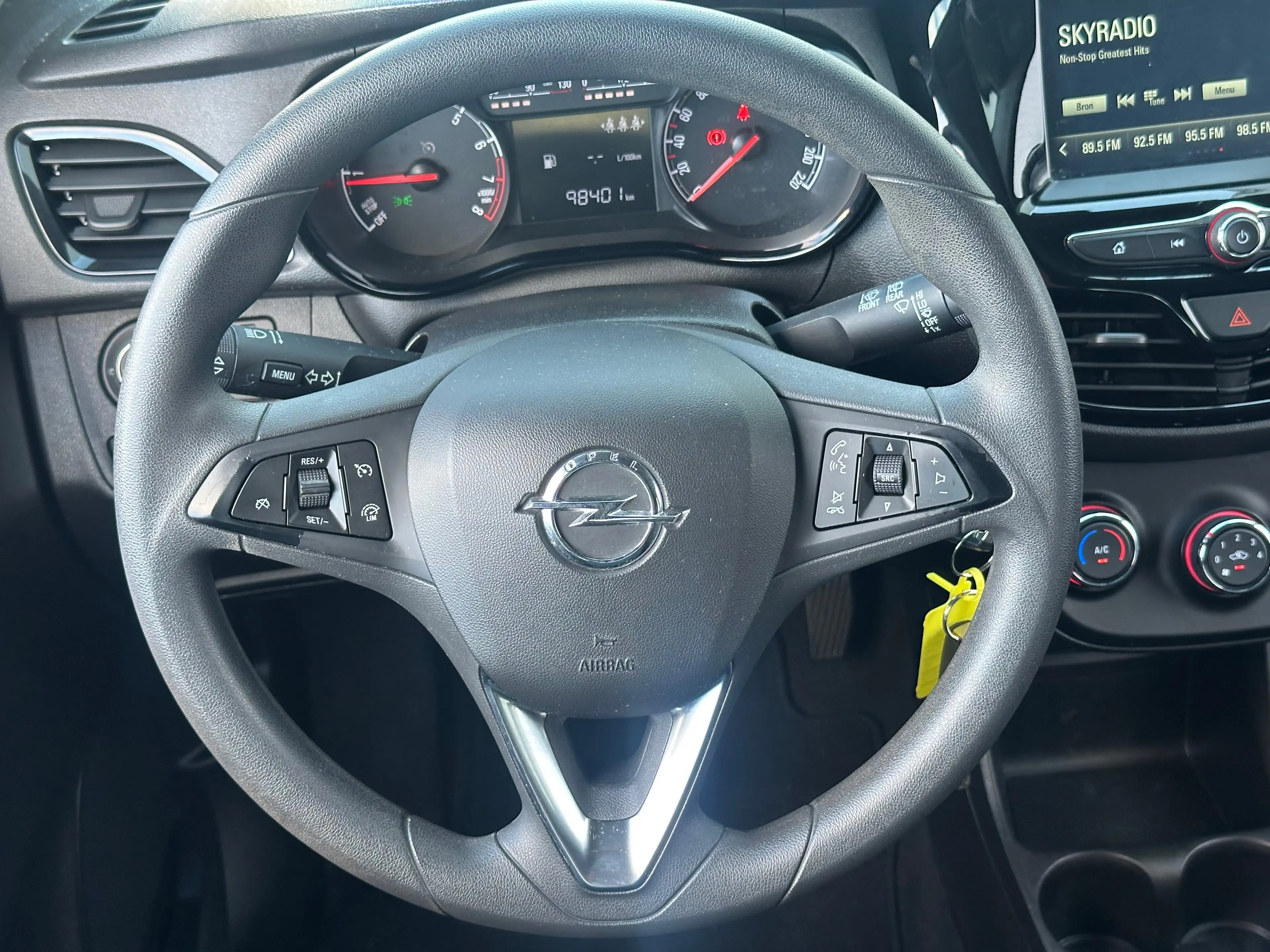 Opel Karl 1.0 Rocks Online Edition — photo 11