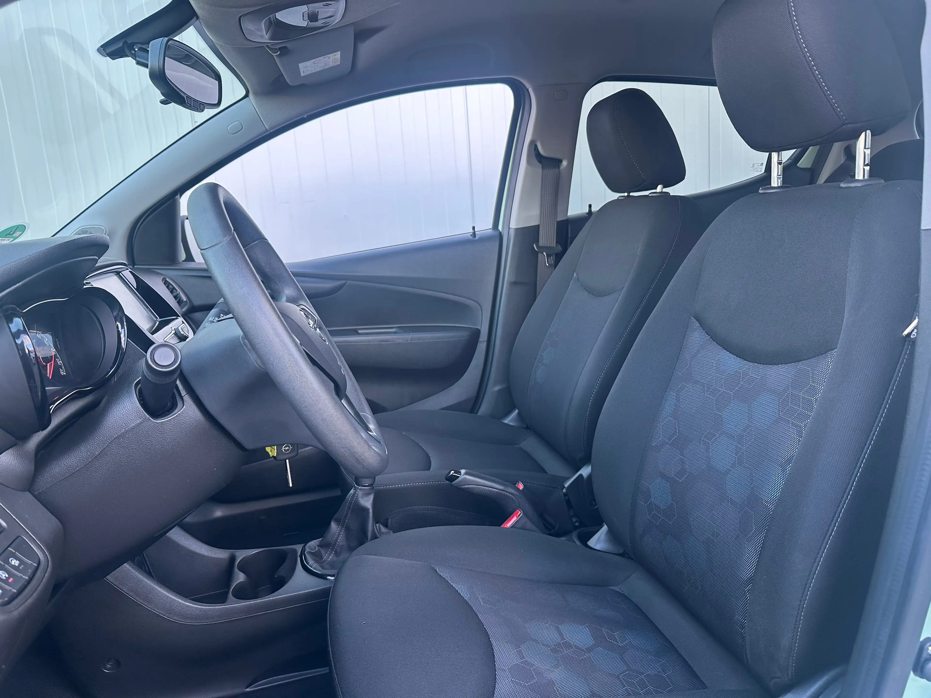 Opel Karl 1.0 Rocks Online Edition — photo 5