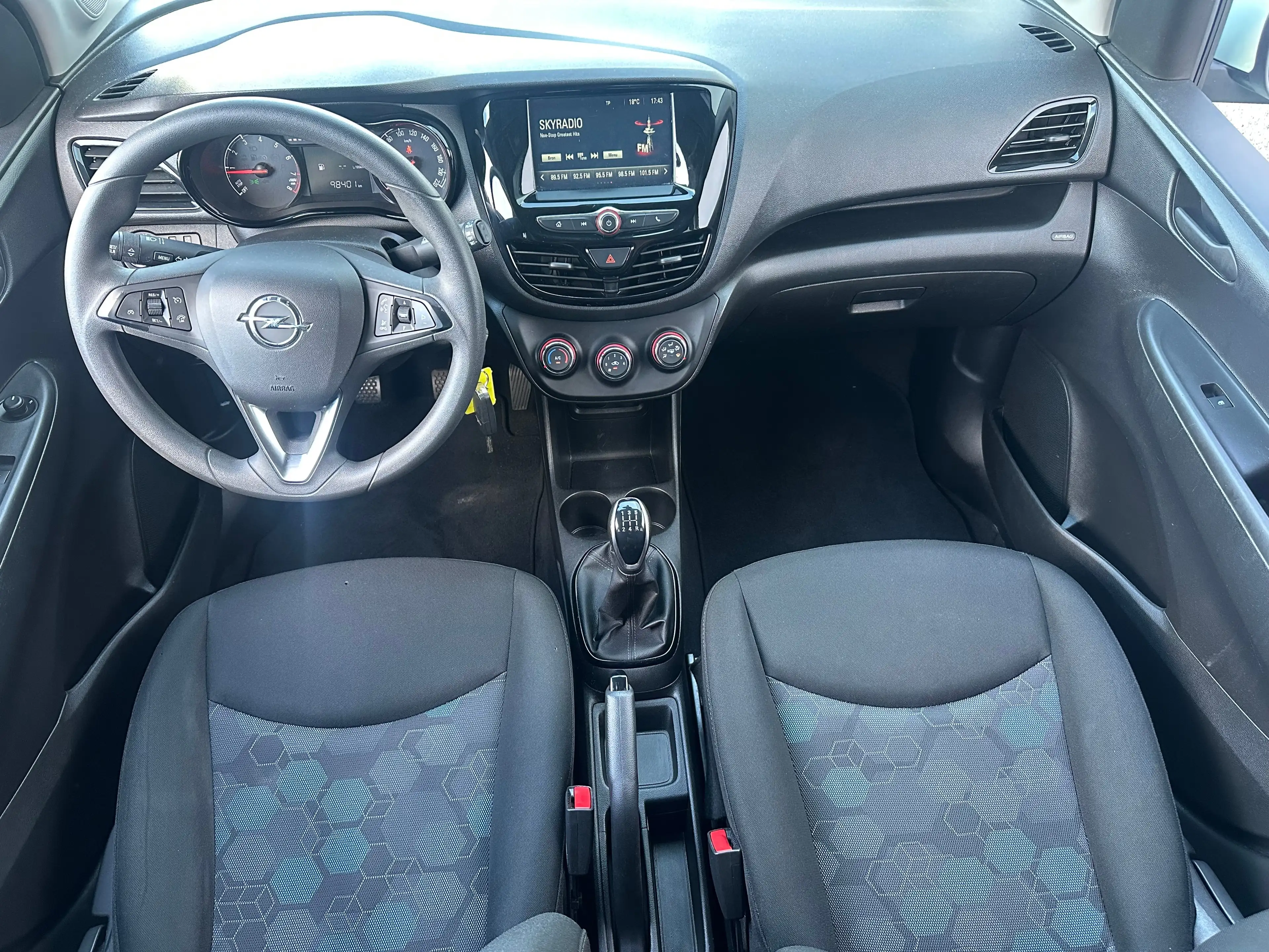 Opel Karl 1.0 Rocks Online Edition — photo 3