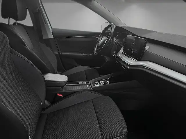 Skoda Octavia view 8