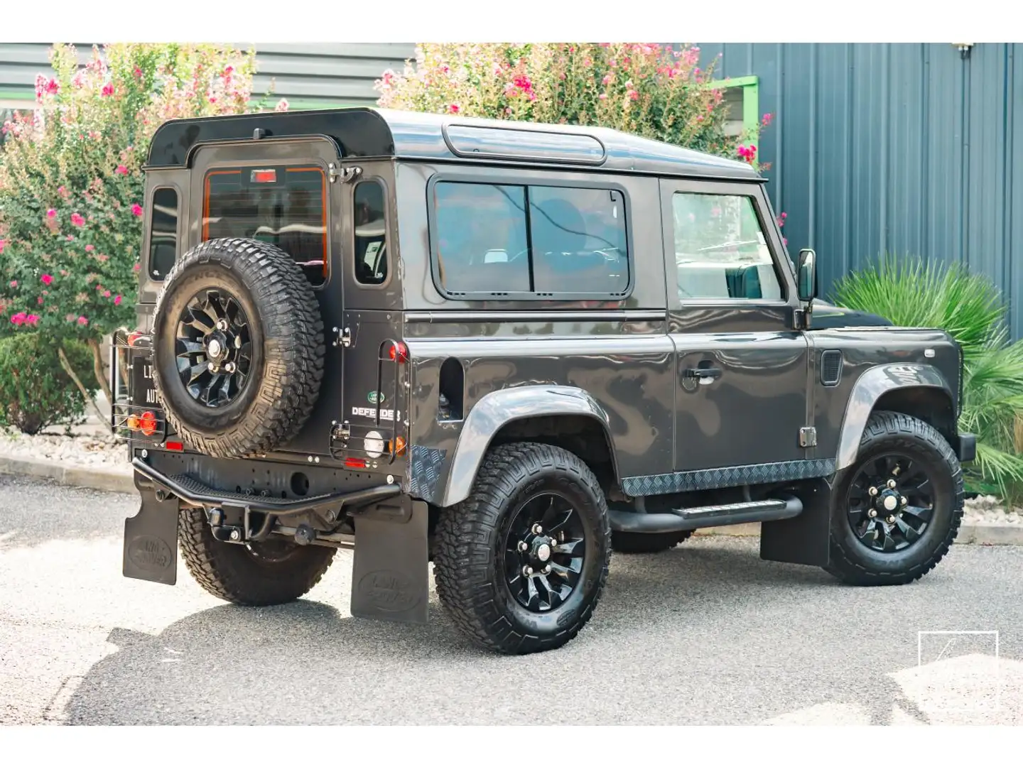 Land Rover Defender 90 TD4 2.2L SW 4 Places Havana Black \u0027SE\u0027 Schwarz - 2