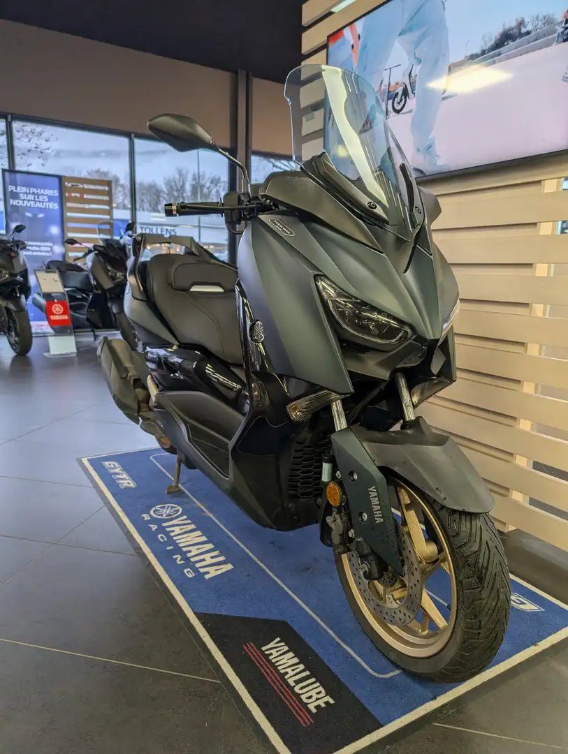 Yamaha X-Max 125 Vert - 2