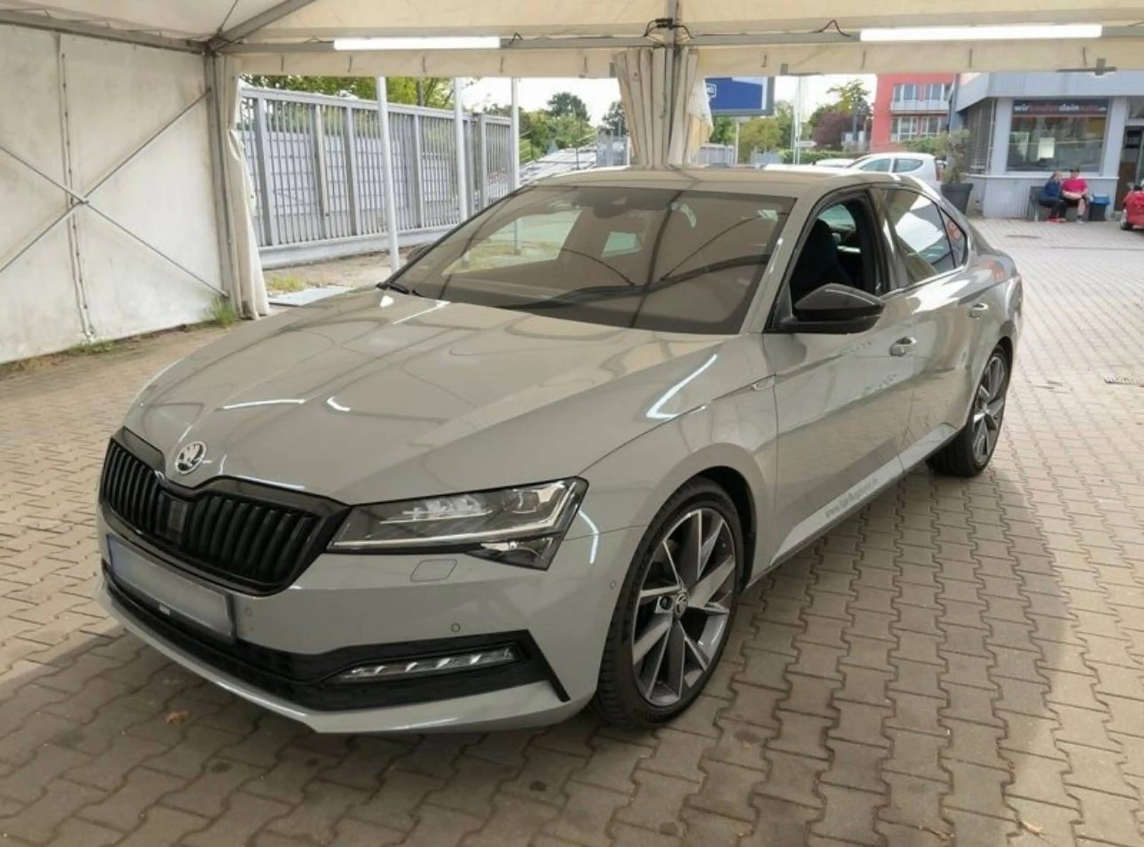 Skoda Superb Superb 2,0 TSI Sportline DSG Sportline