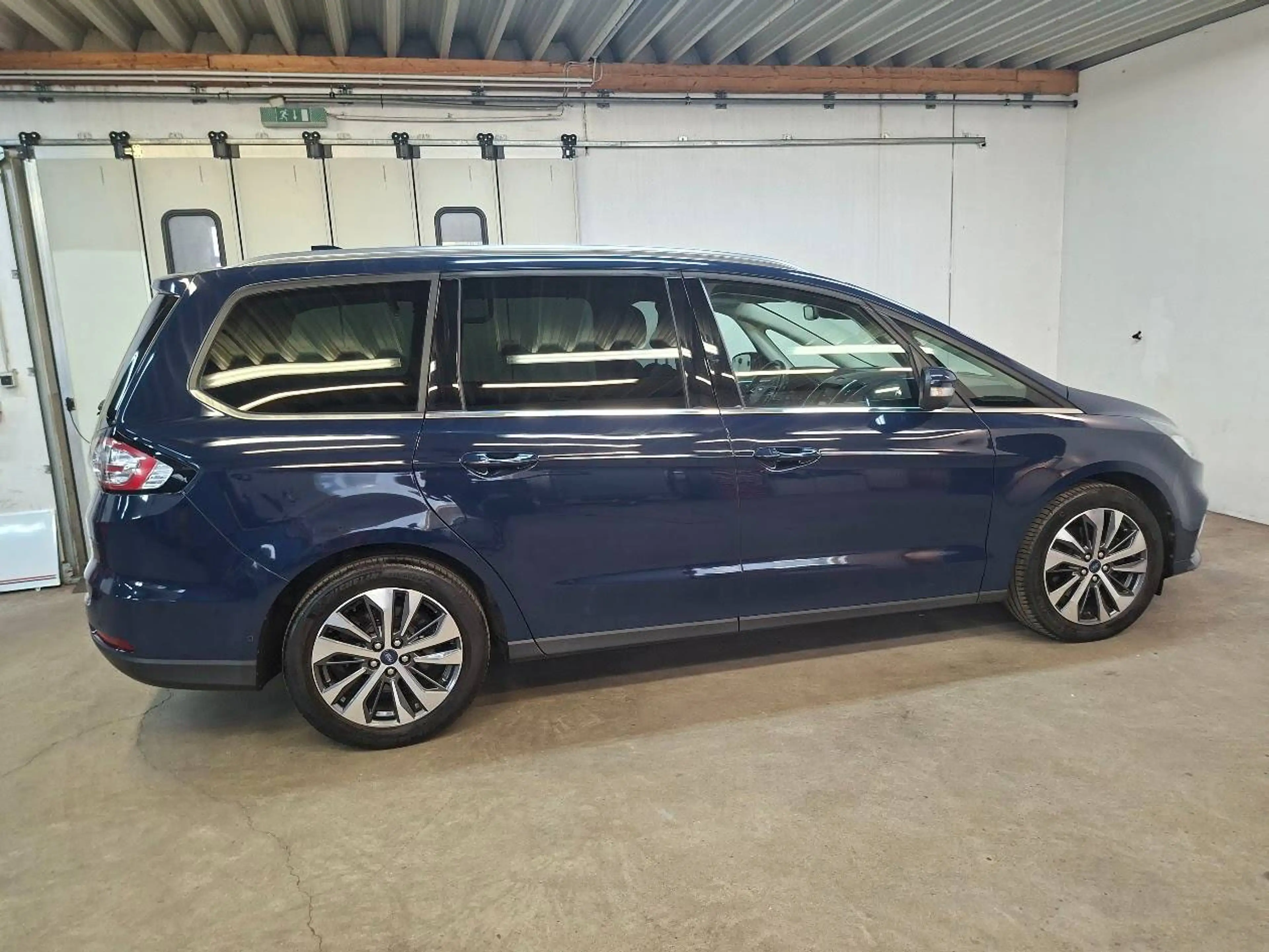Ford Galaxy 2.0 EcoBlue Aut. Titanium, AHK, 7 Sitze, ACC, LED, Panorama — photo 5
