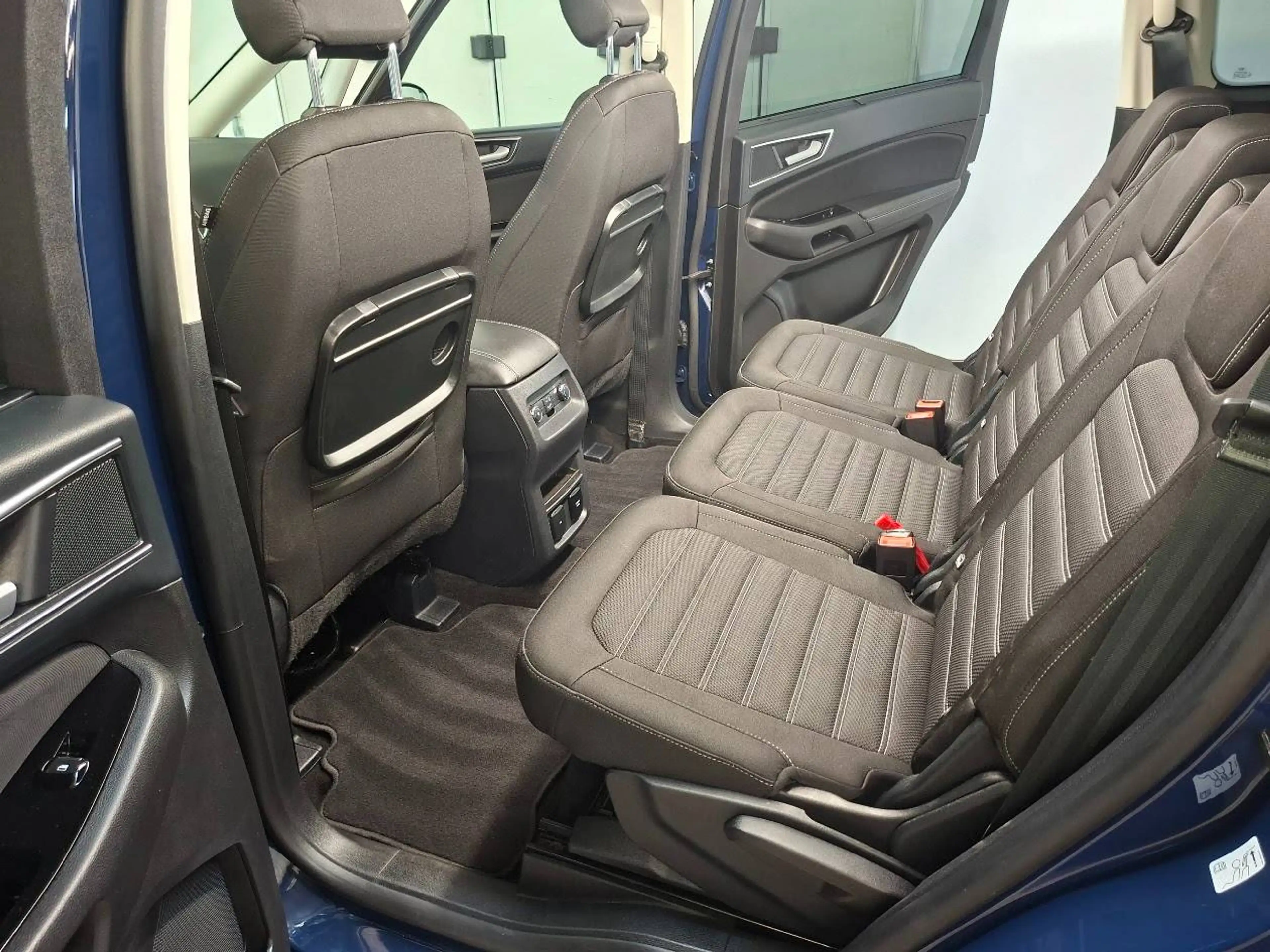 Ford Galaxy 2.0 EcoBlue Aut. Titanium, AHK, 7 Sitze, ACC, LED, Panorama — photo 10