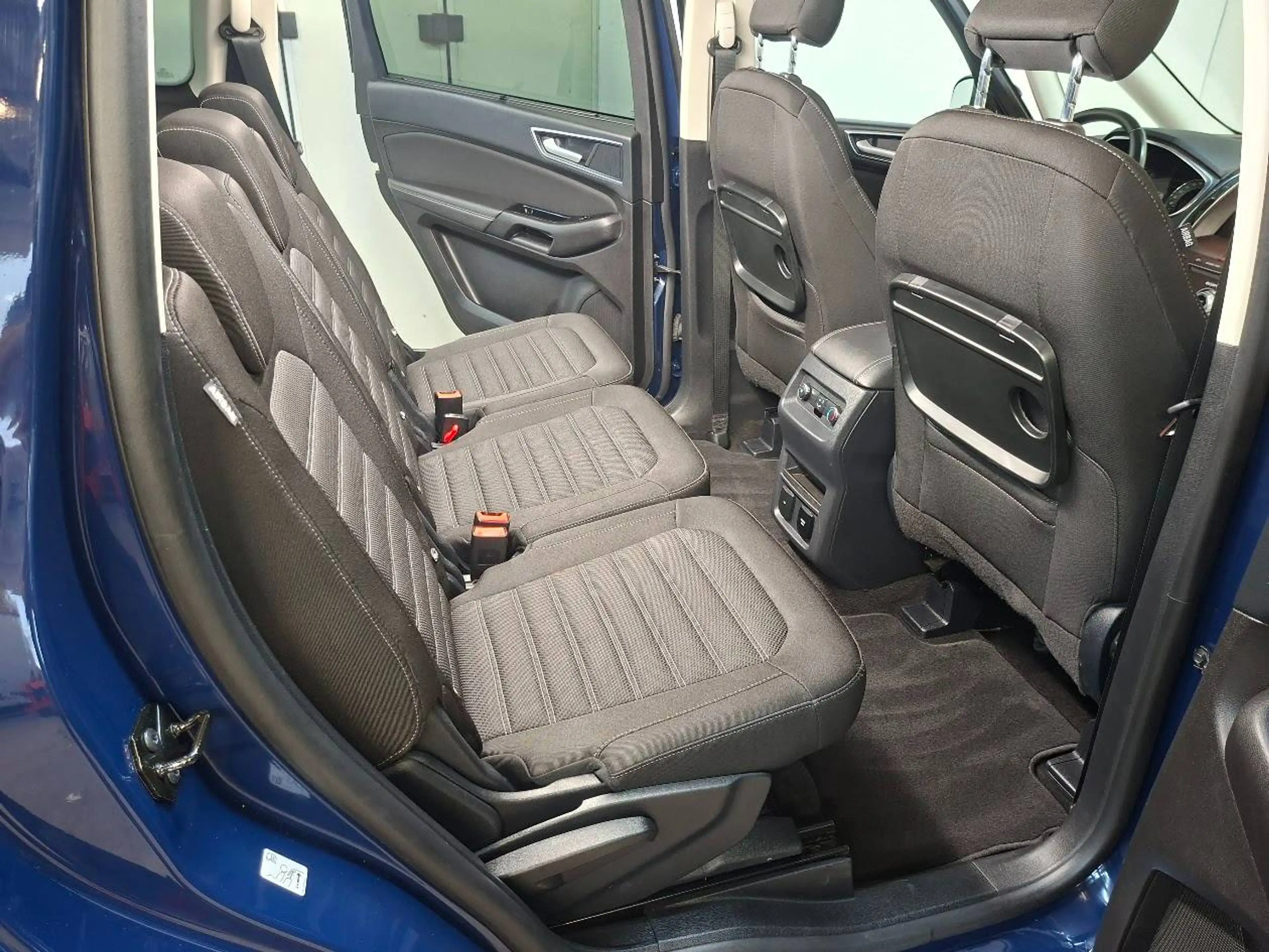 Ford Galaxy 2.0 EcoBlue Aut. Titanium, AHK, 7 Sitze, ACC, LED, Panorama — photo 11