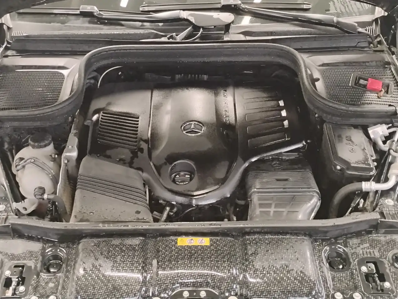 Mercedes-Benz GLE снимка Mercedes-Benz GLE