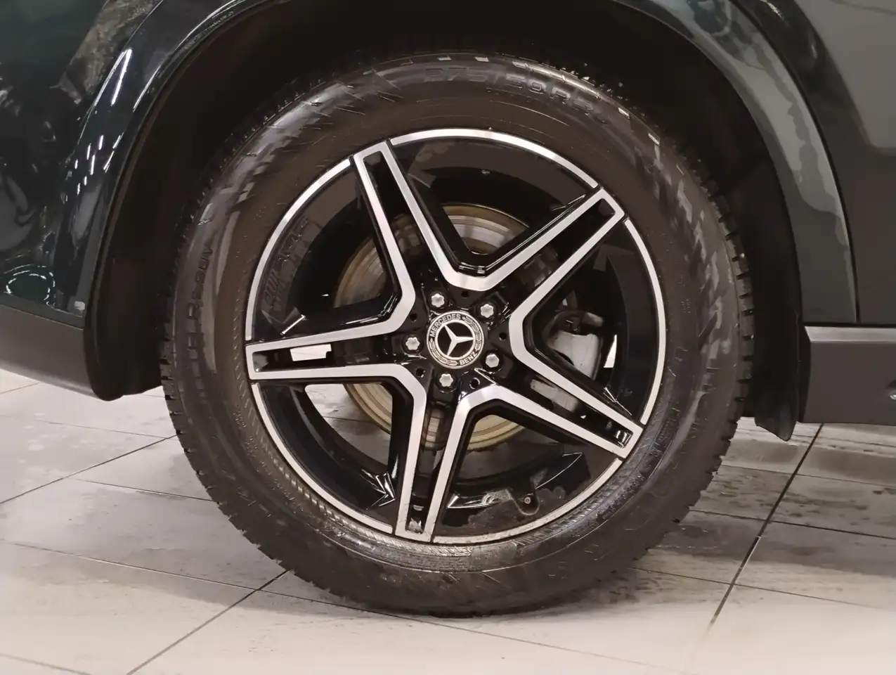 Mercedes-Benz GLE снимка Mercedes-Benz GLE