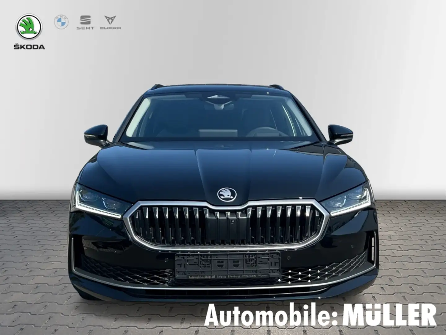 Skoda Superb Combi Selection 1,5 TSI iV 110 kW 6-Gang-DSG *AHK* Schwarz - 2