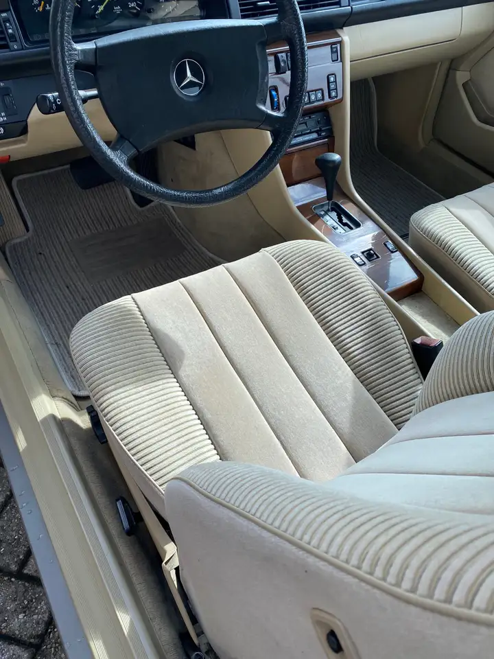 Mercedes-Benz 200 (W124) 300 CE, foto 11