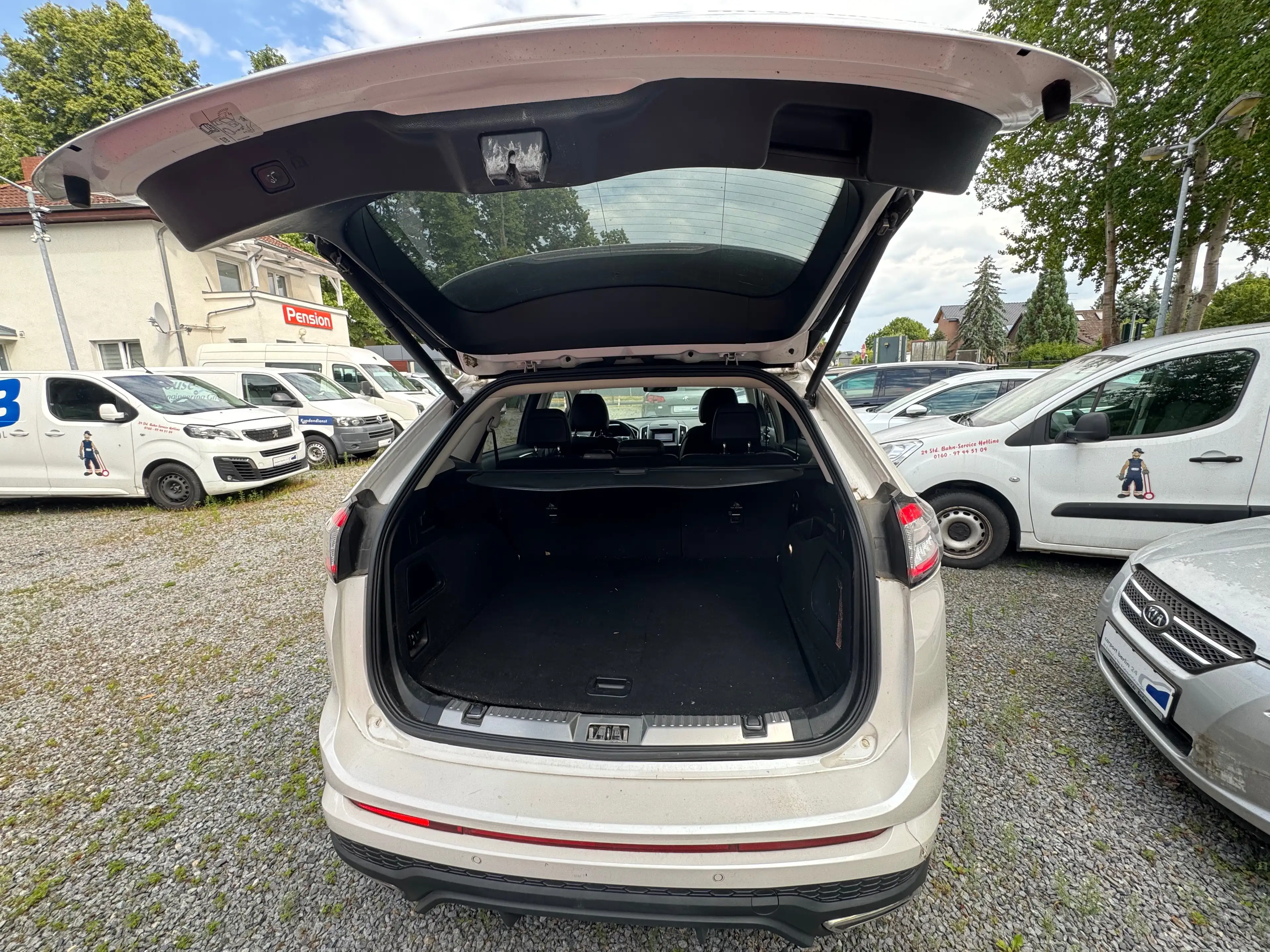 Ford Edge ST-Line 4x4 — photo 11