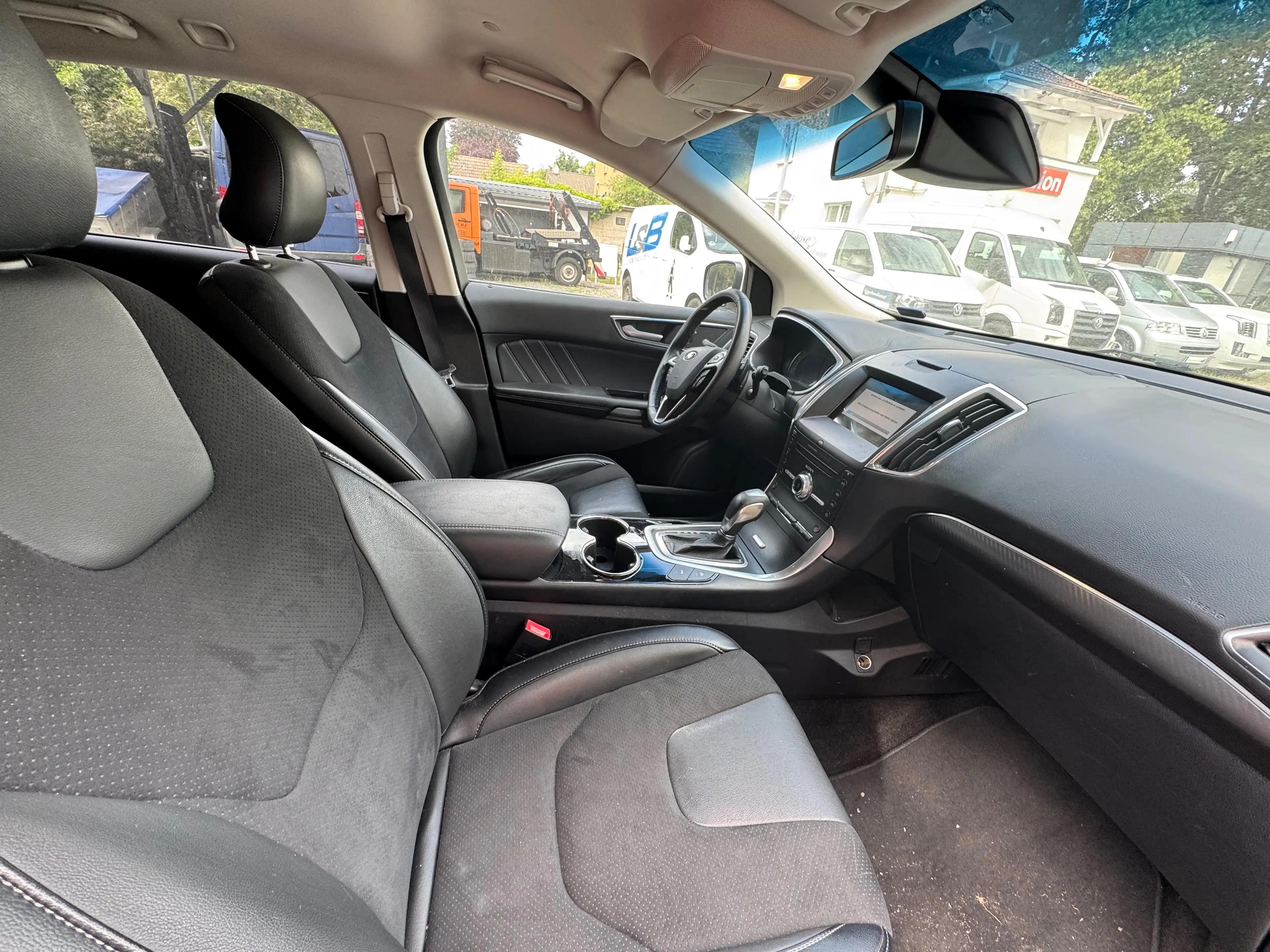 Ford Edge ST-Line 4x4 — photo 14