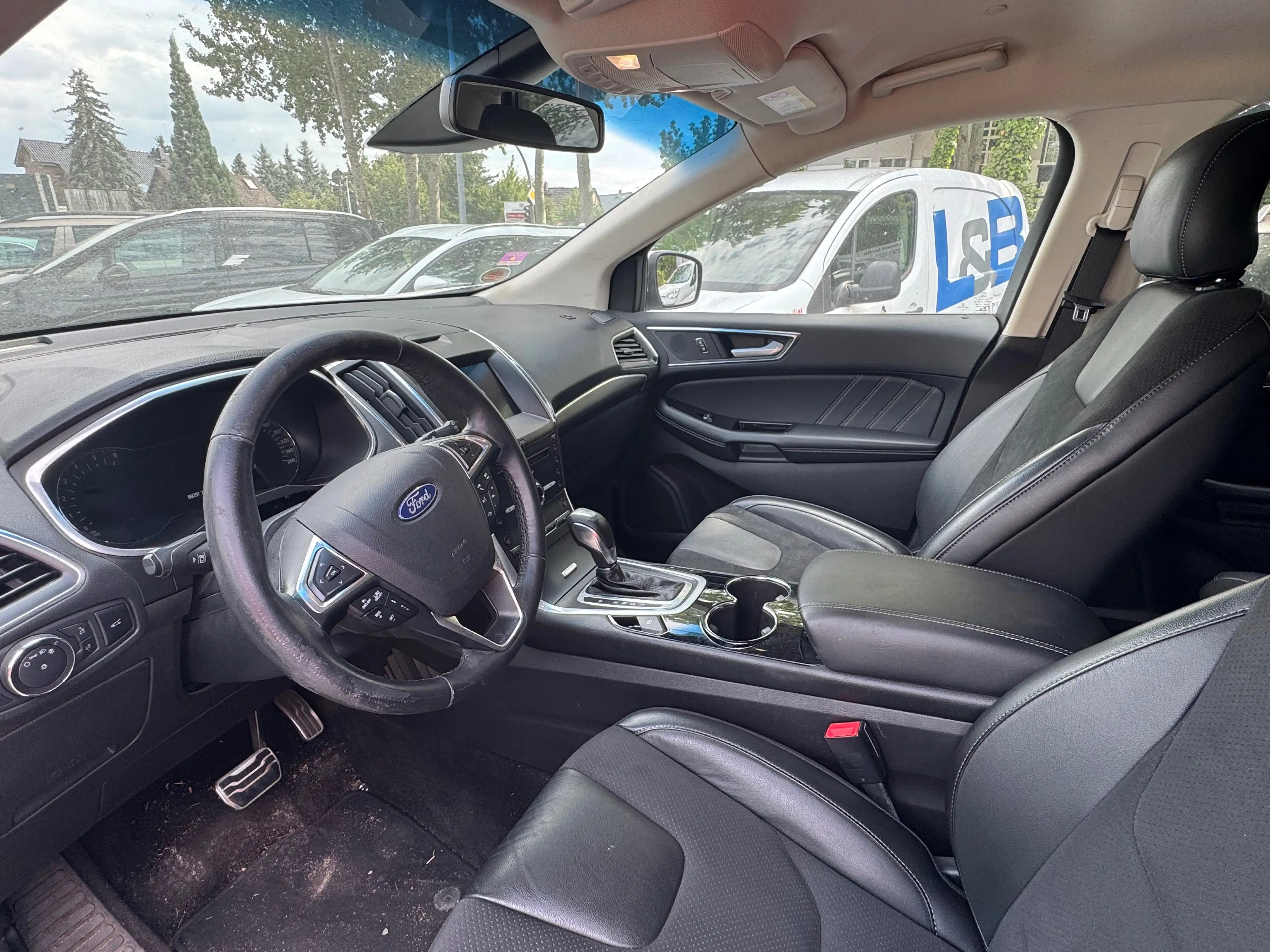 Ford Edge ST-Line 4x4 — photo 8