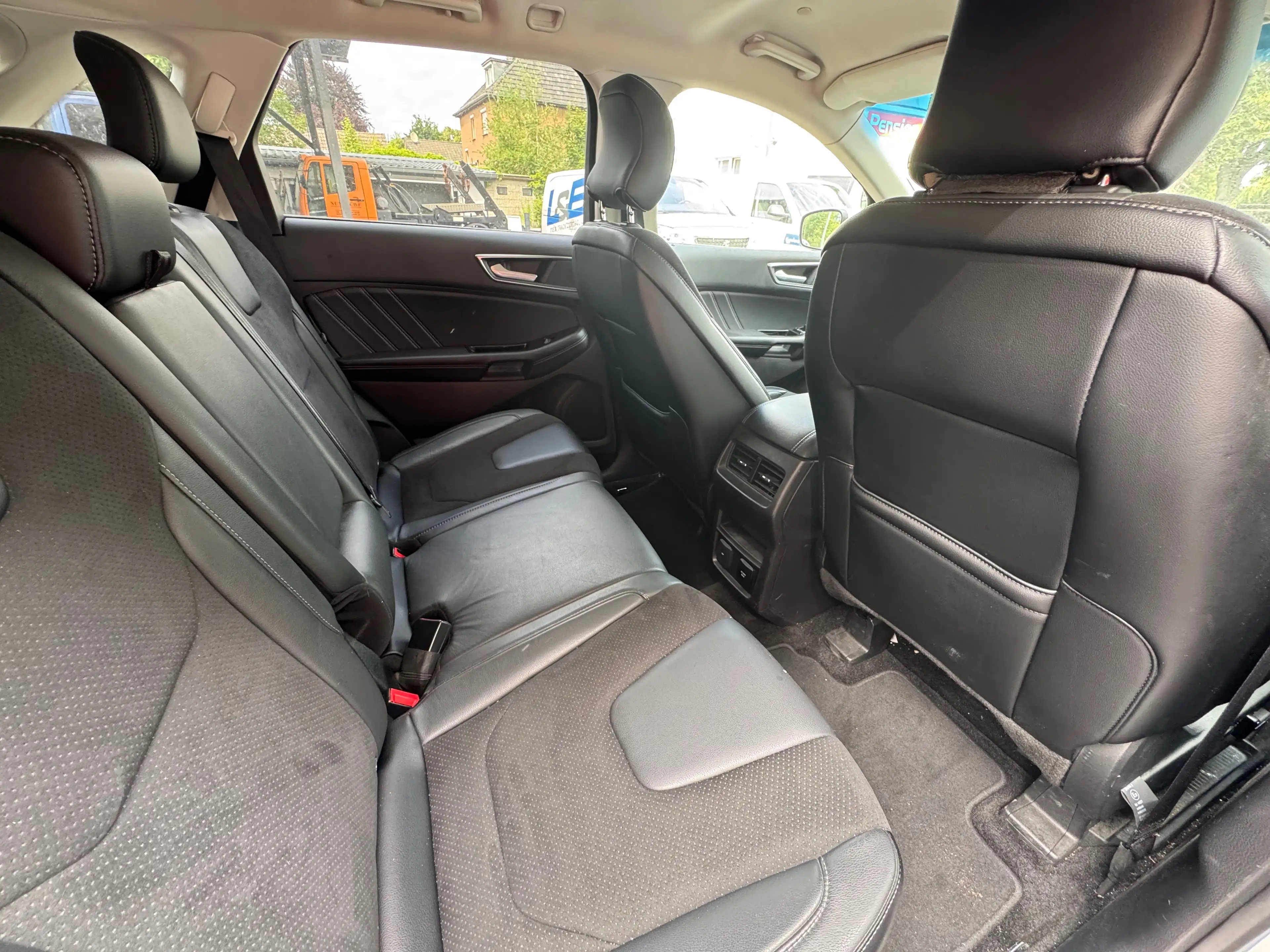 Ford Edge ST-Line 4x4 — photo 13