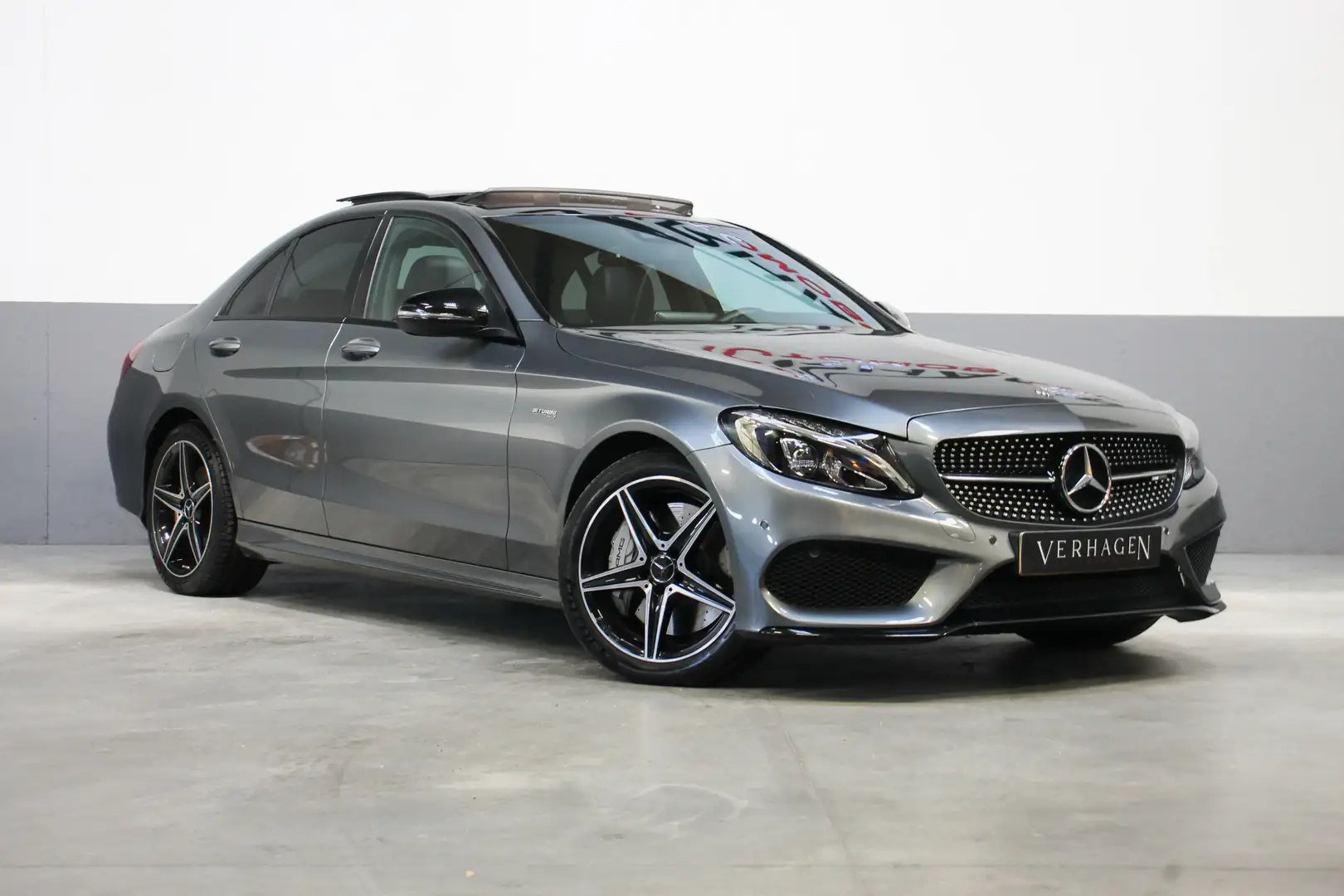 Mercedes-Benz C 43 AMG 4MATIC NL Auto Pano C43 368pk Grijs - 2