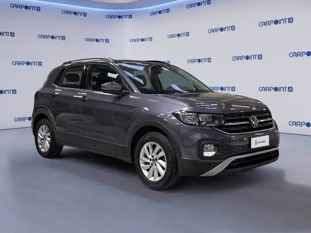 Volkswagen T-Cross view 8