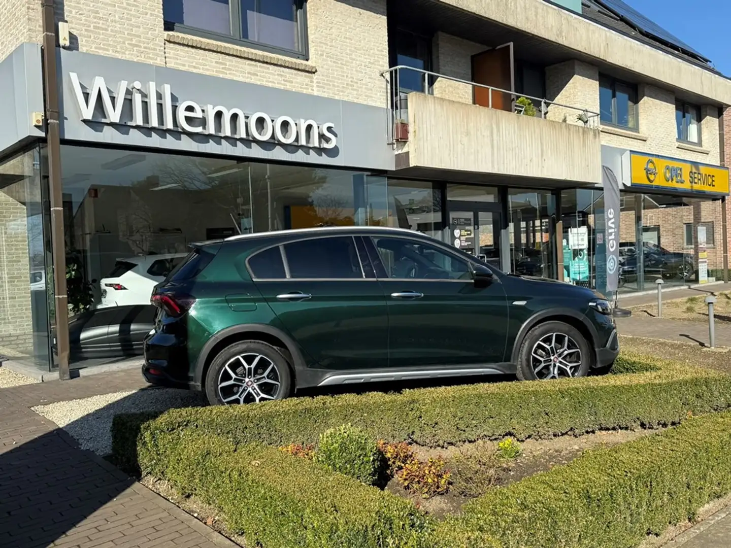 Fiat Tipo Cross 1.0 Turbo 101Pk *Navi*Camera*Auto airco*... zelena - 2