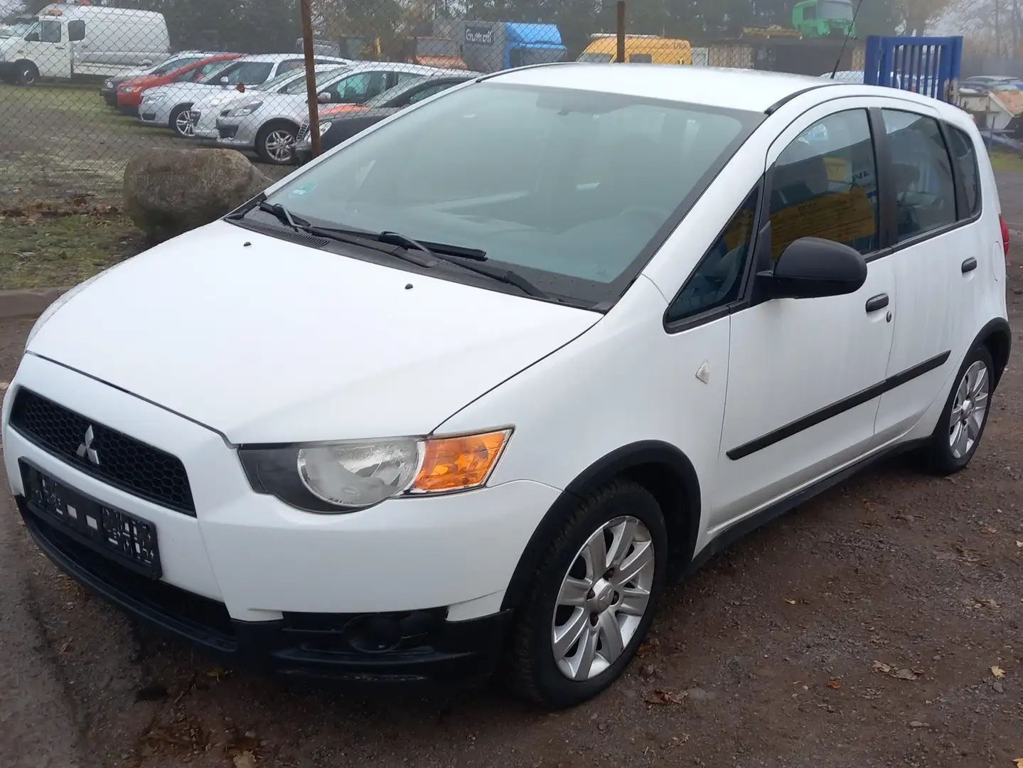 Mitsubishi Colt Colt 3-Türer 1.3 ClearTec Edition Weiß - 1
