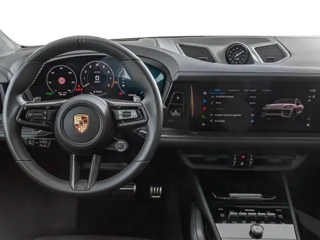 Porsche Cayenne view 12