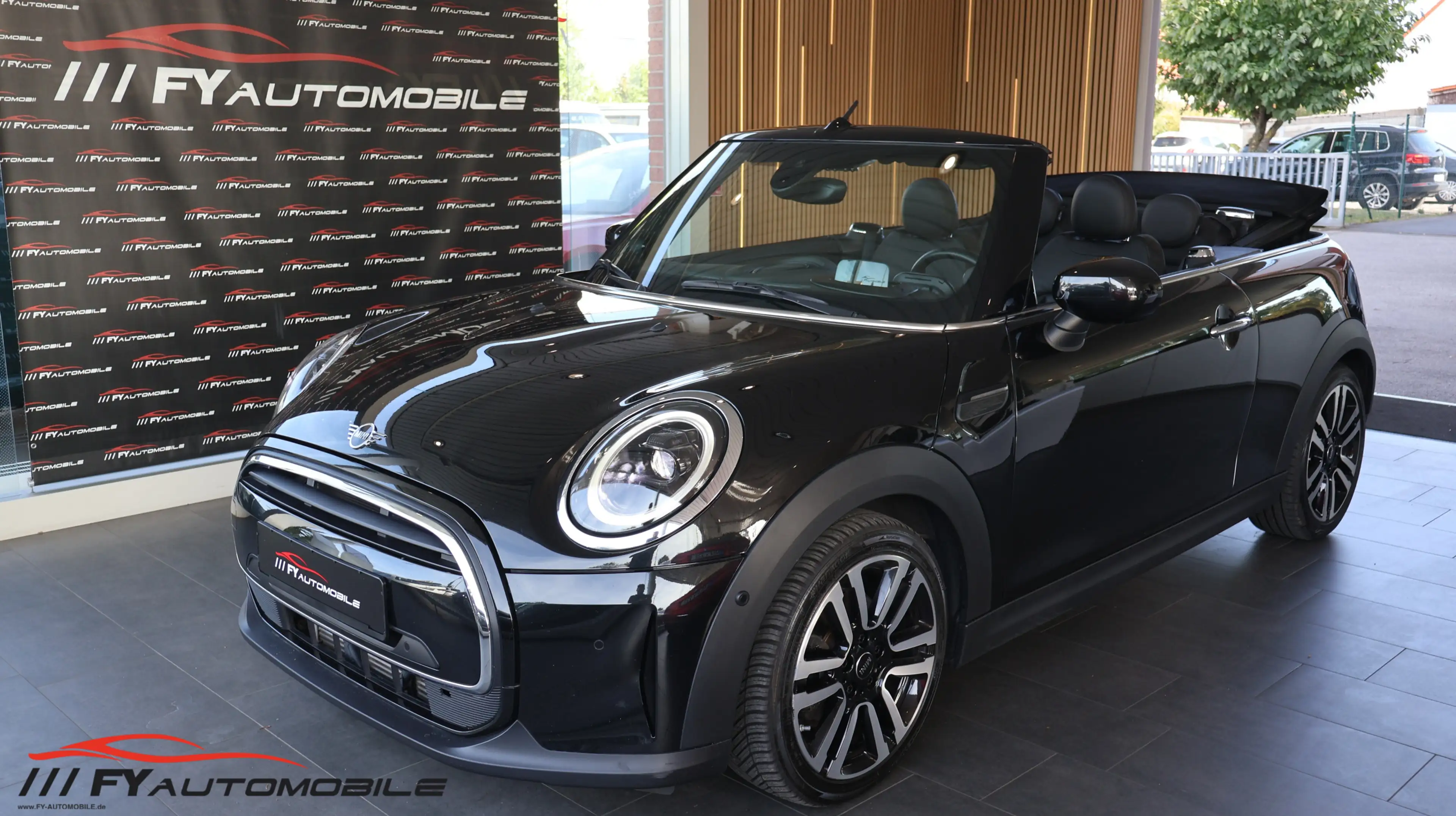 MINI Cooper Cabrio Cooper Classic Trim Kamera* Navi* — photo 2