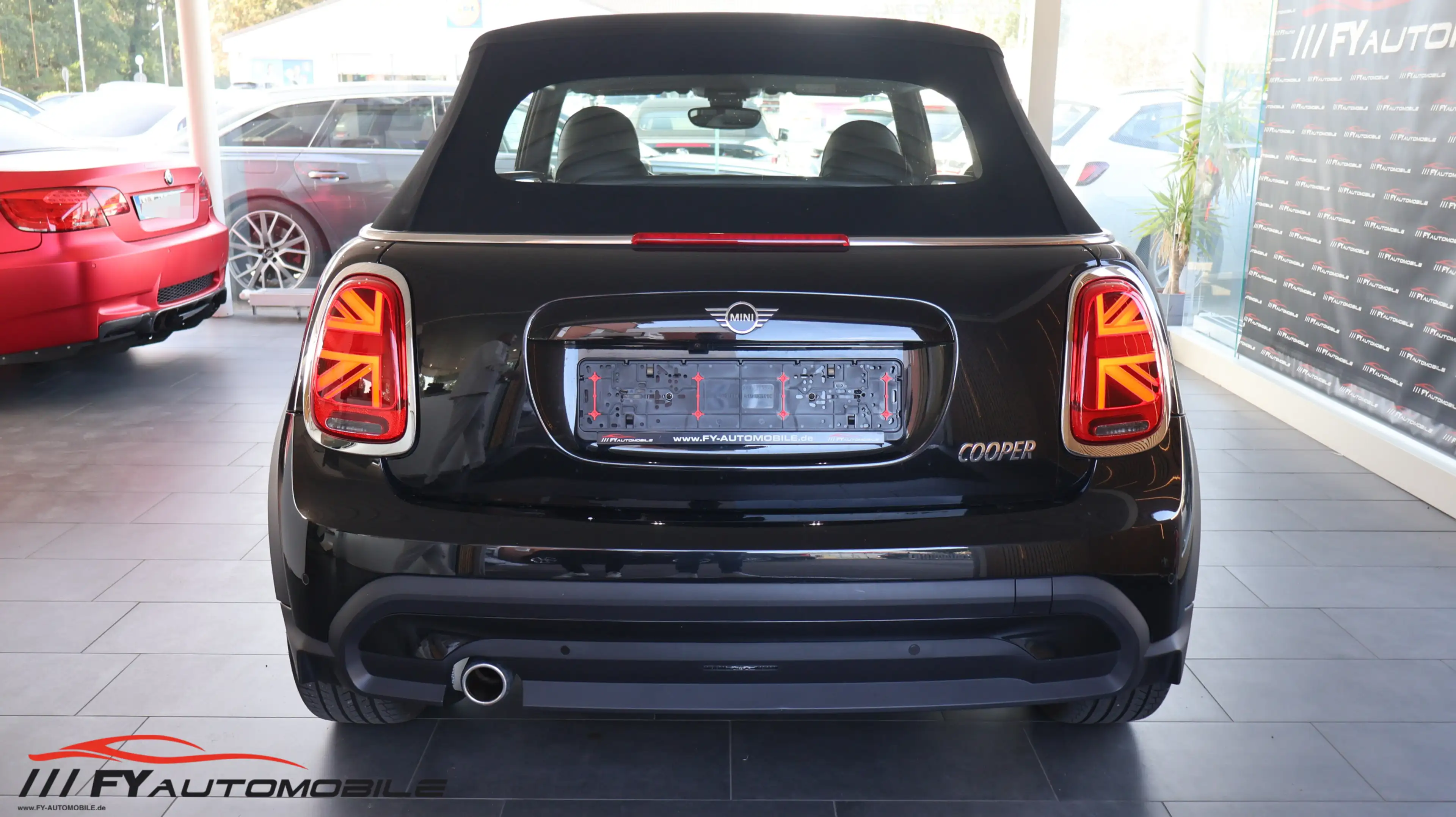 MINI Cooper Cabrio Cooper Classic Trim Kamera* Navi* — photo 7