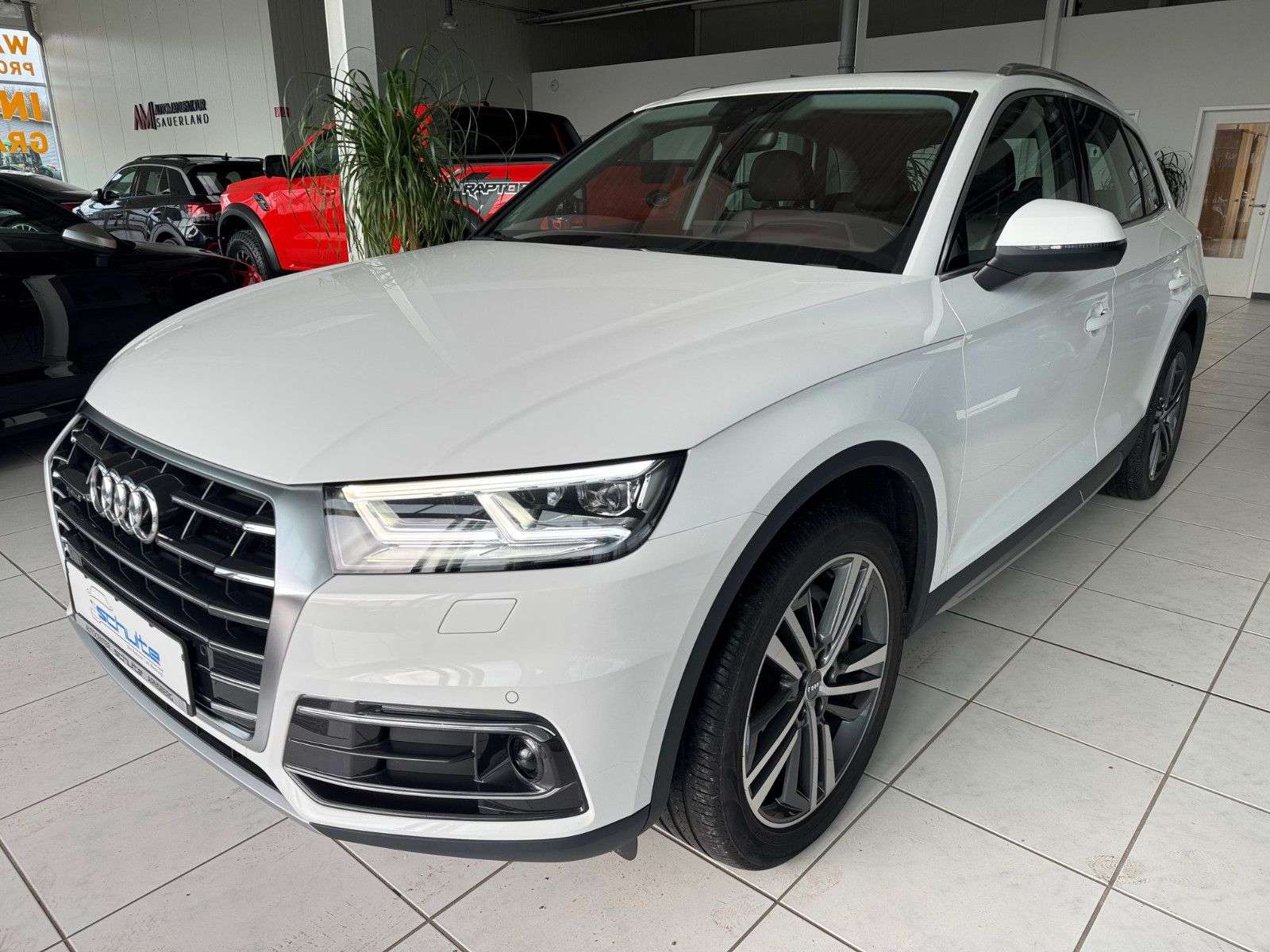 Second hand Audi Q5 2.0