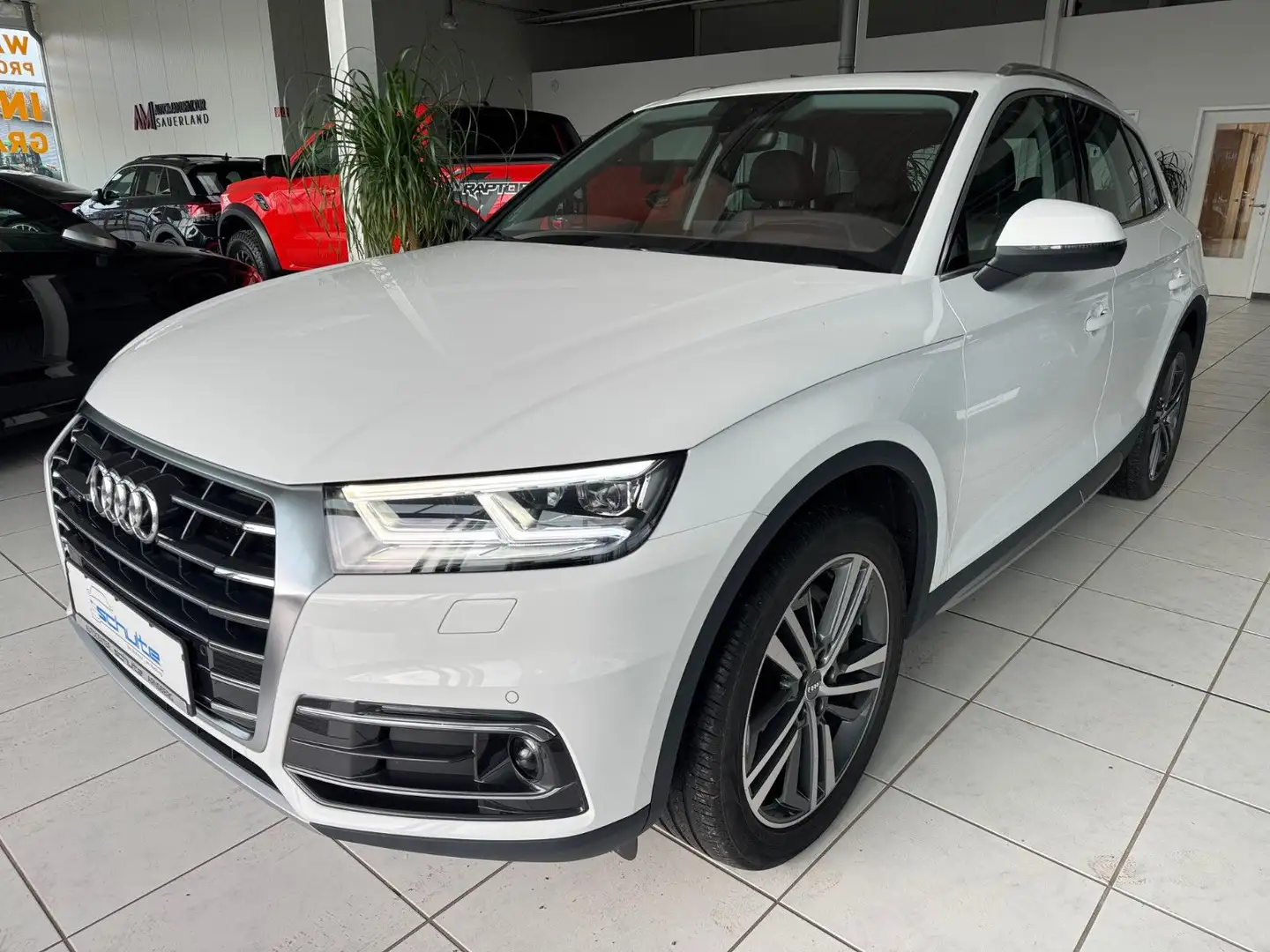 Audi Q5 Quattro Design Leder*Pano*Tempo*Kamera*LED Weiß - 1