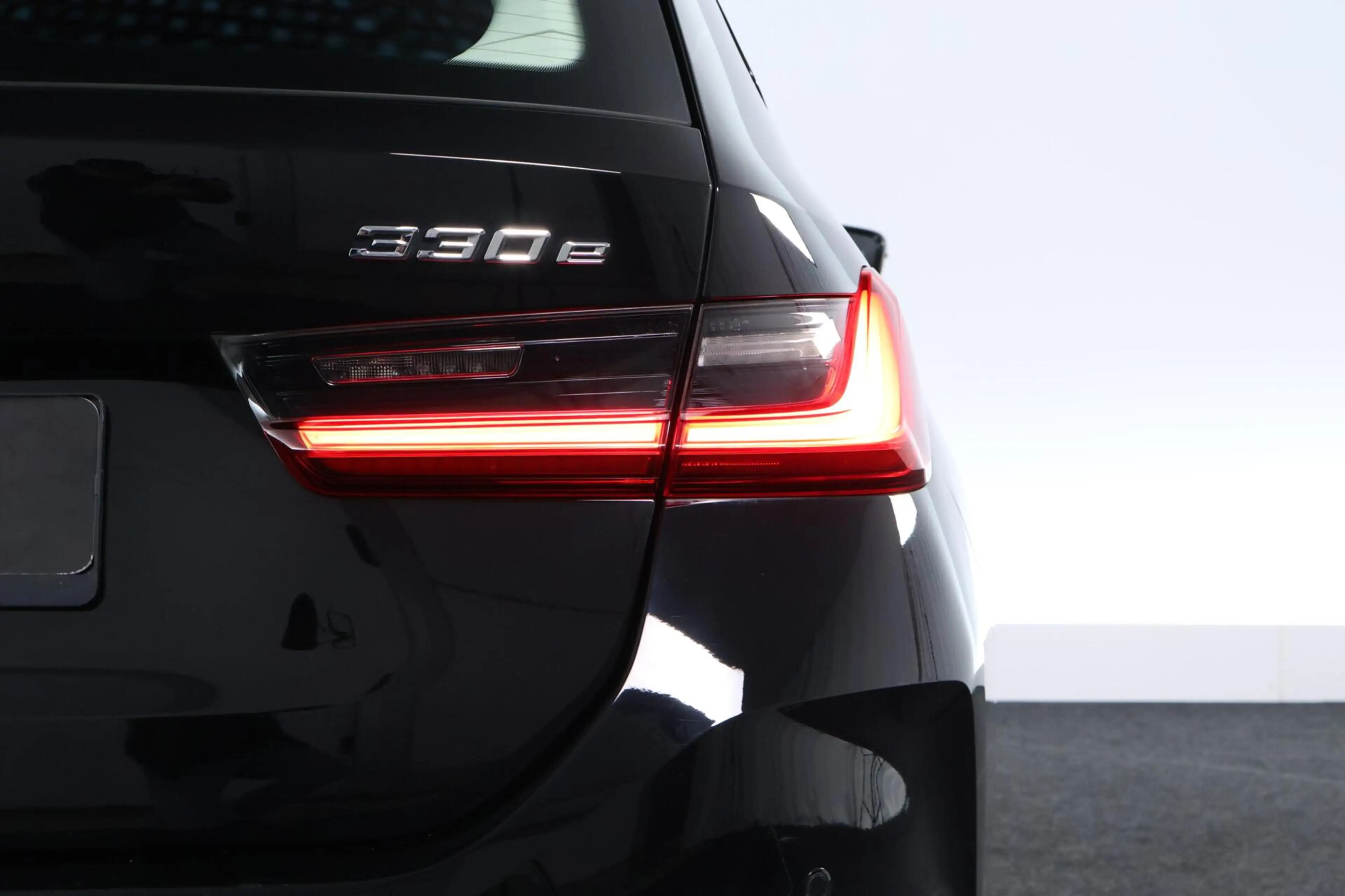 BMW 330 3-serie Touring 330e LCI FACELIFT|LED|292PK|CARPLA — photo 37