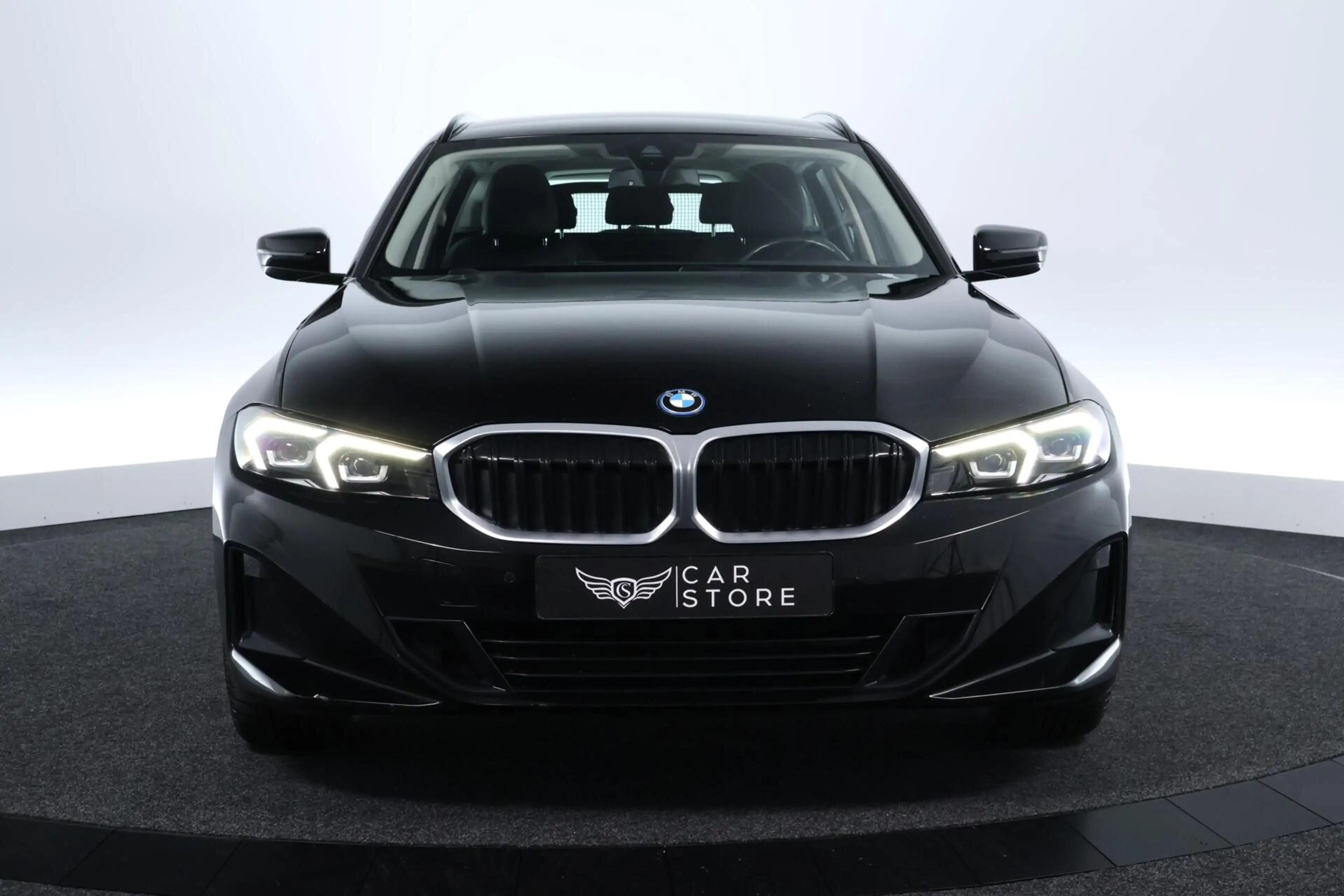 BMW 330 3-serie Touring 330e LCI FACELIFT|LED|292PK|CARPLA — photo 2