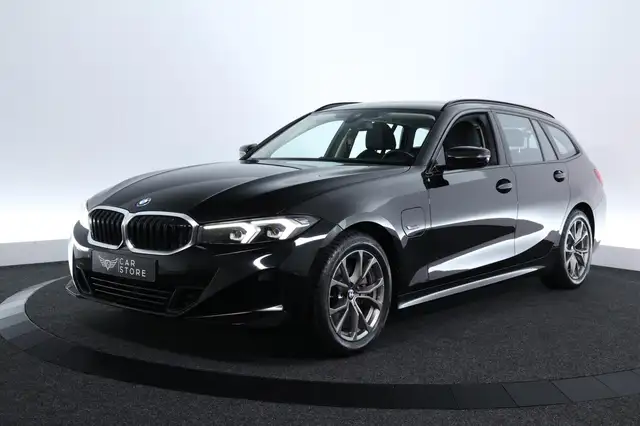 BMW 330 3-serie Touring 330e LCI FACELIFT|LED|292PK|CARPLA