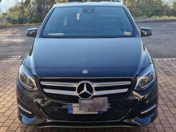 B 200 d Sport Tech auto