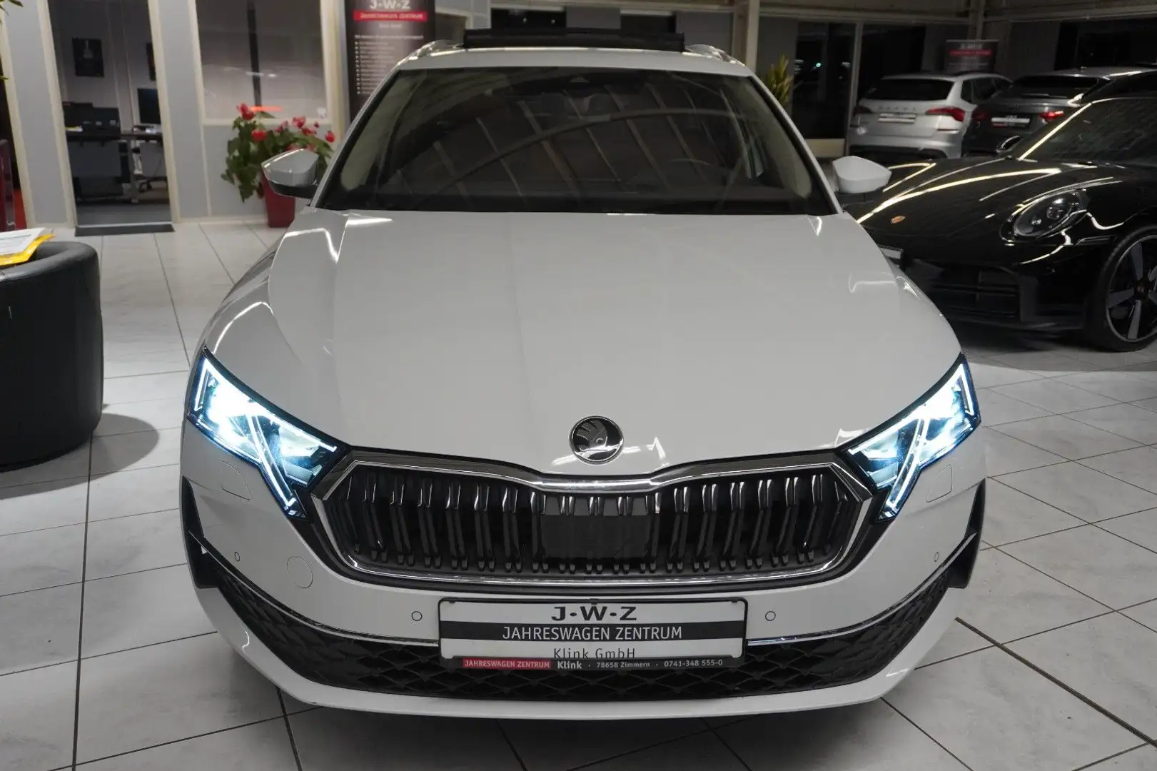 Skoda Octavia Kombi Selection1.5 TSI mHEV DSG*AHK*PANO Wit - 2