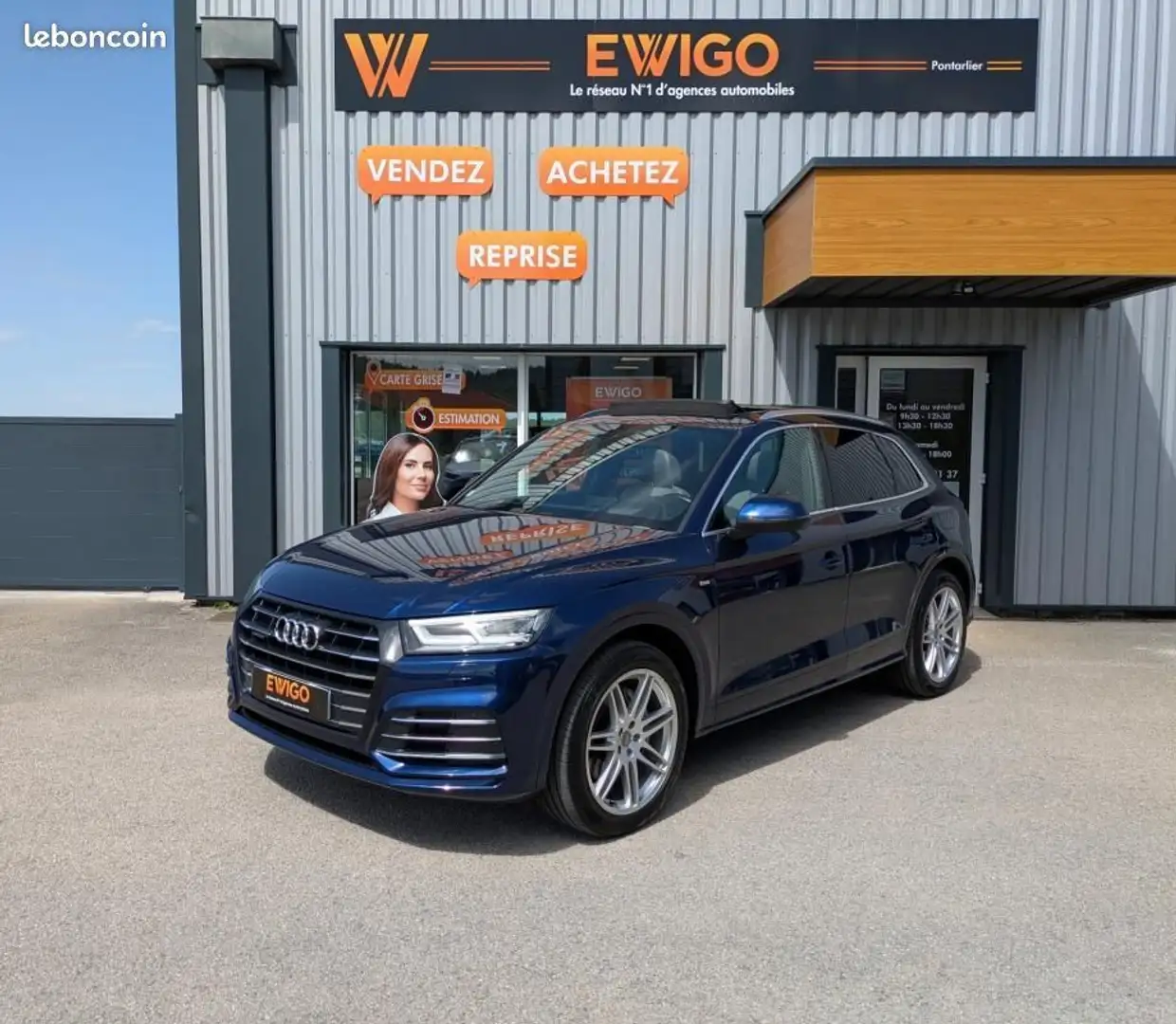 Audi Q5 2.0 55 TFSIE 367H 250ch HYBRID PHEV BLACK LINE QUA Kék - 1