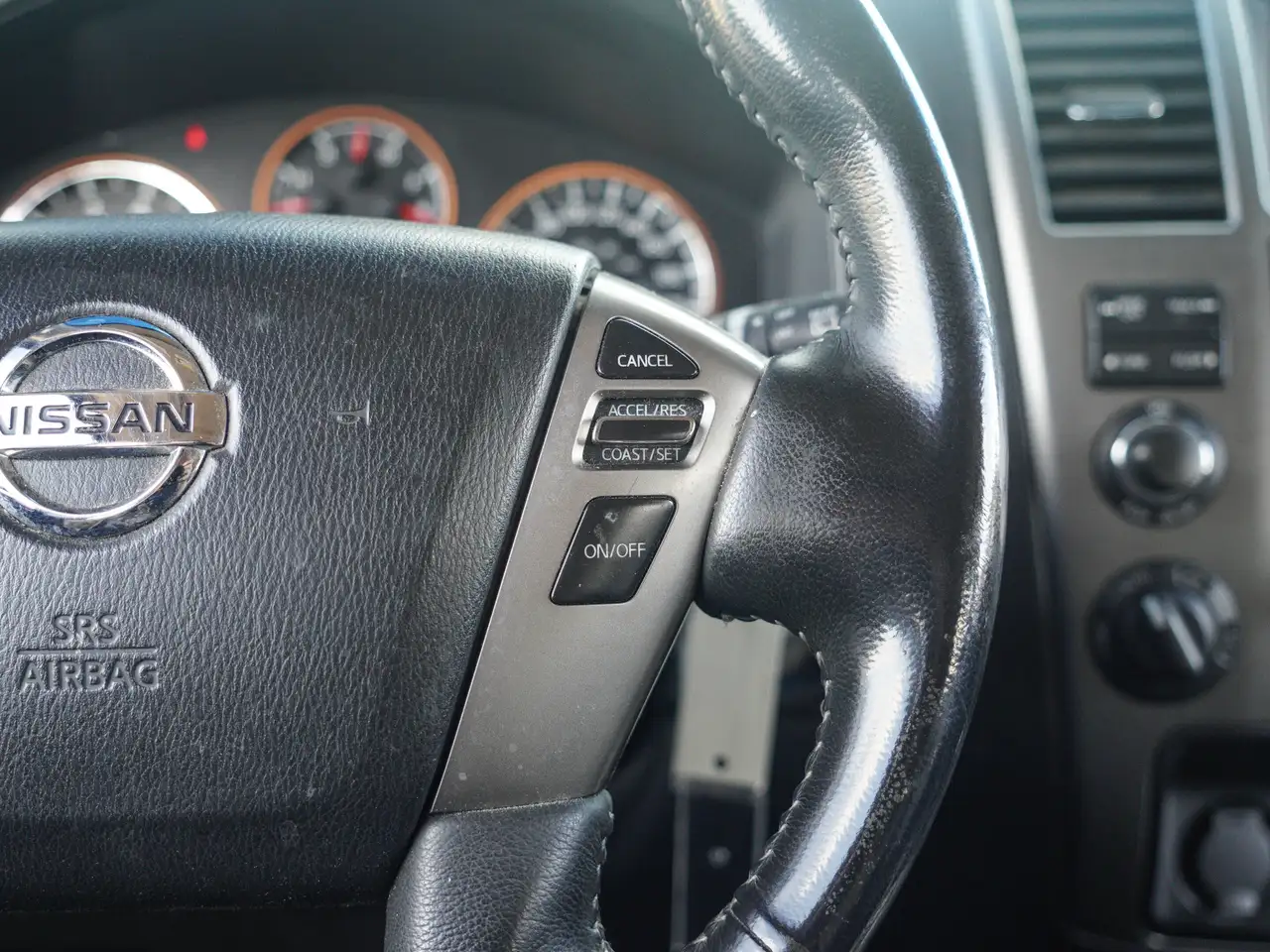 Nissan Armada fotografie Nissan Armada