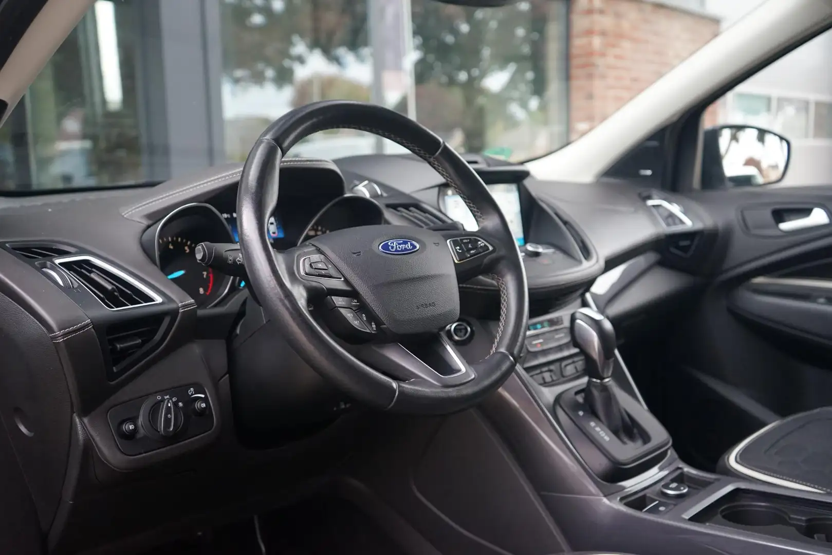 Ford Kuga 1.5 EcoBoost Vignale , Pano, 20''LM, Magnetic Grey Gris - 2
