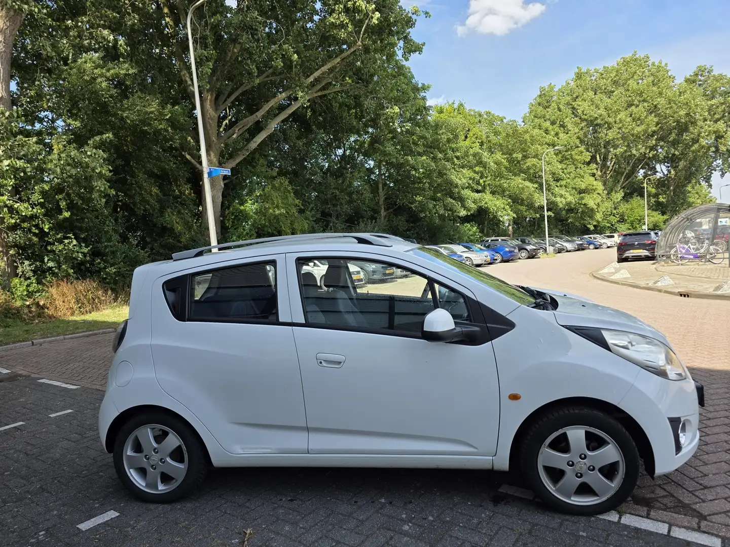 Chevrolet Spark 1.0 16V LS Bi-Fuel LPG G3 5 DR APK Volledig onderh Wit - 2