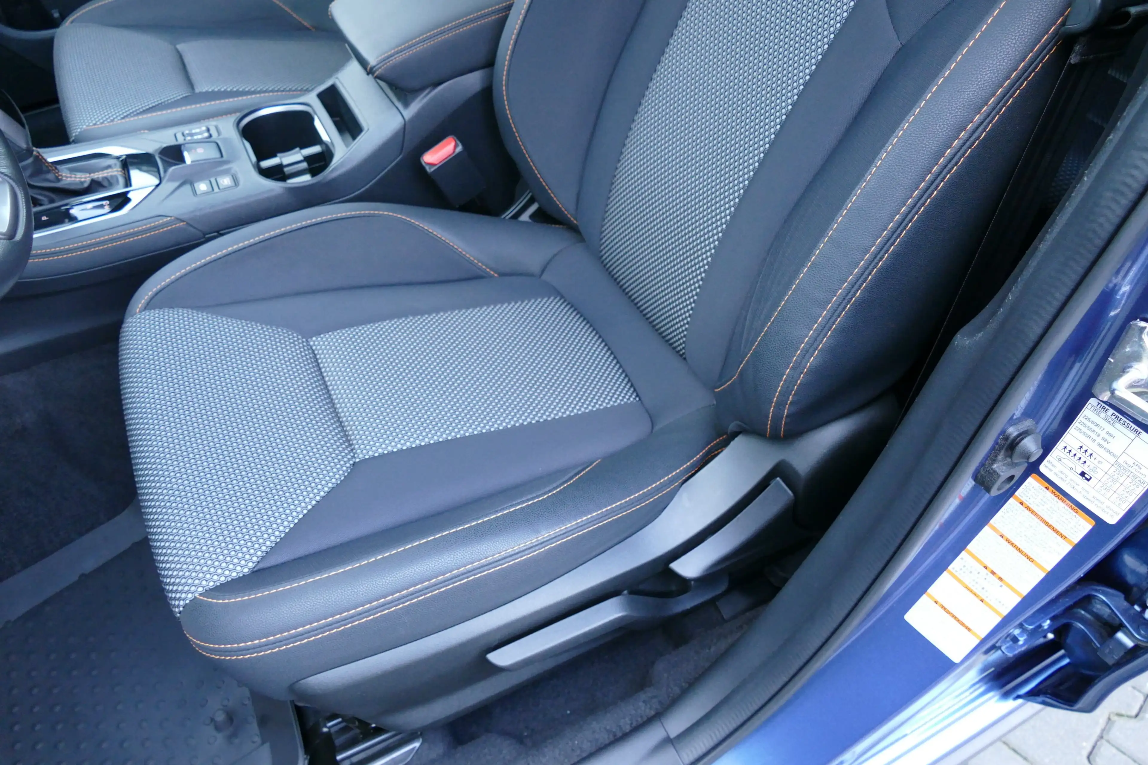 Subaru XV 2.0i COMFORT*4X4*AUTOMATIK*156PS*ACC*KLIMA*RFK*LED — photo 13