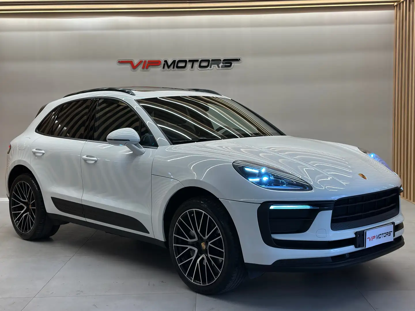 Porsche Macan 2.0 245CV PDK RESTYLING MY23 FULL OPT PRONTACONSEG Nero - 1