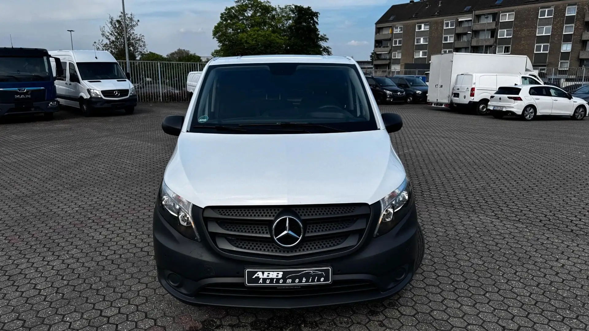 Mercedes-Benz Vito Kasten 114CDI RWD lang Blanc - 1