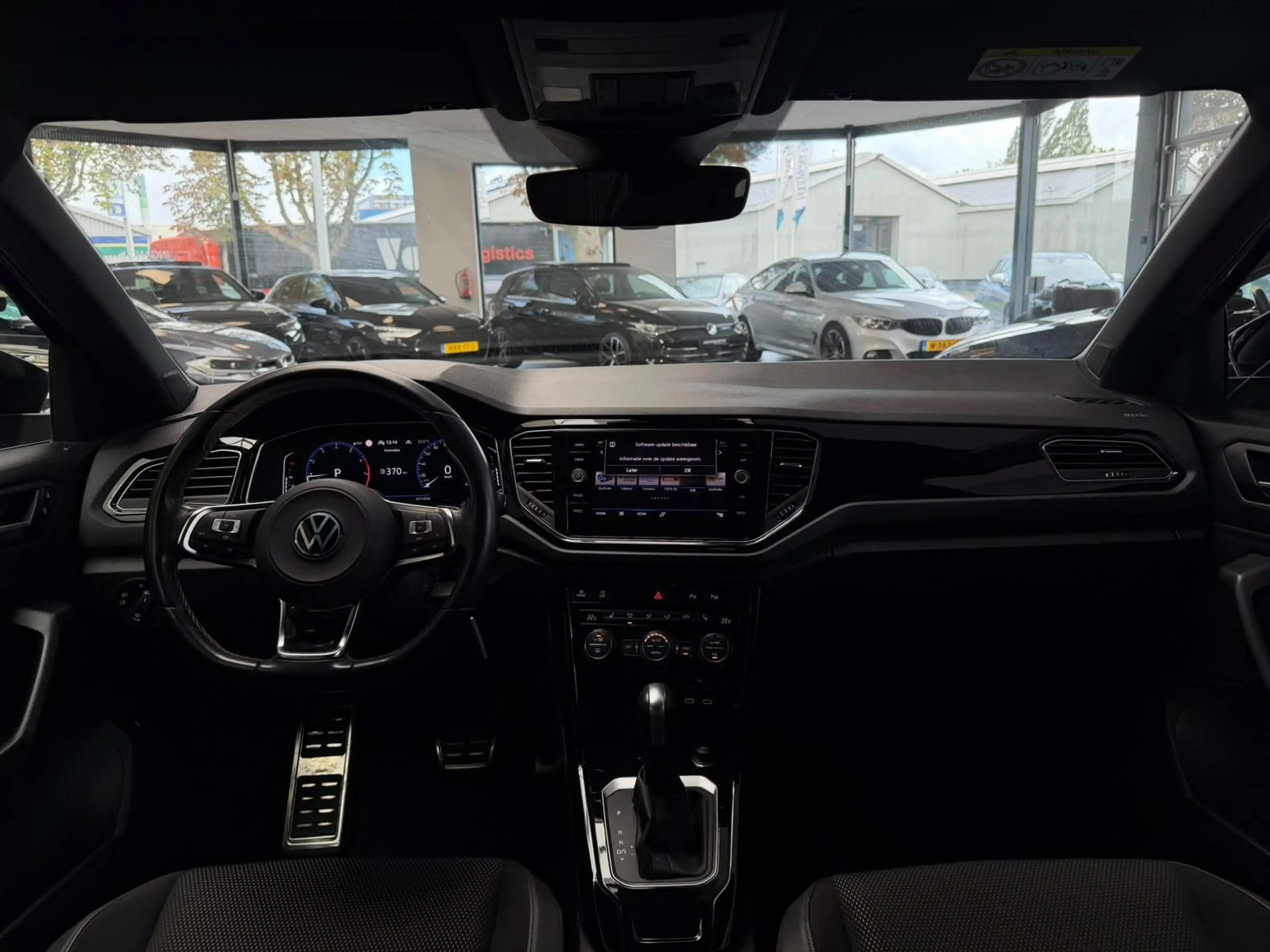 Volkswagen T-Roc 1.5 TSI Sport Business R-Line / Led / CarPlay / Na — photo 7