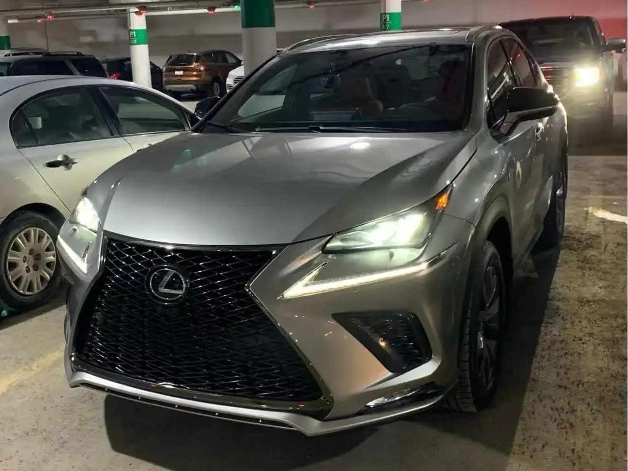 Lexus NX снимка Lexus NX